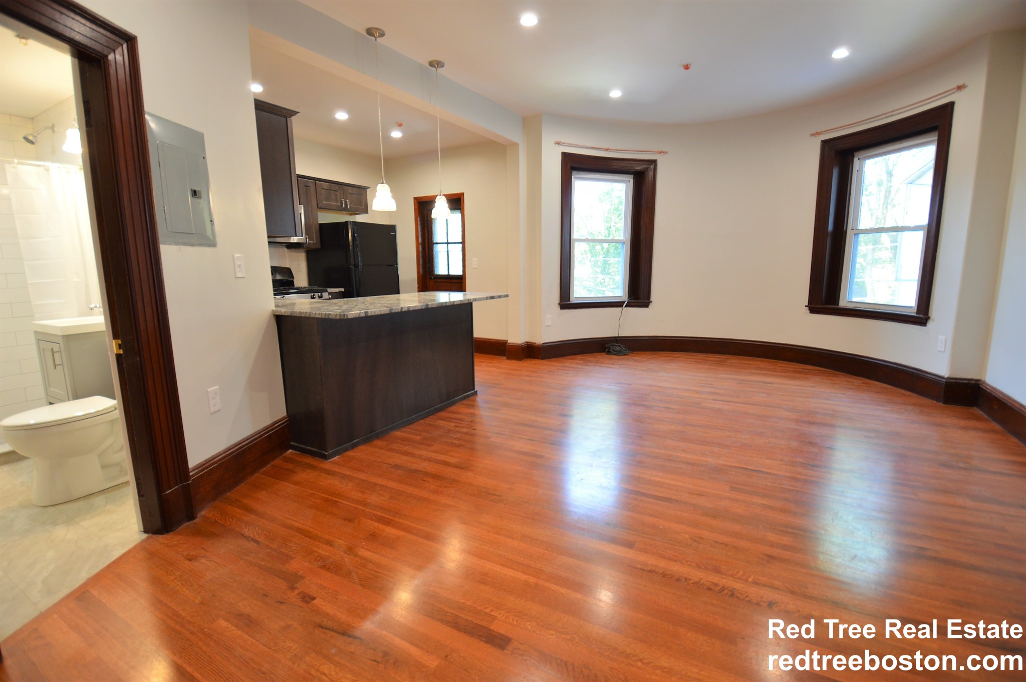 1736 Beacon St, Brookline