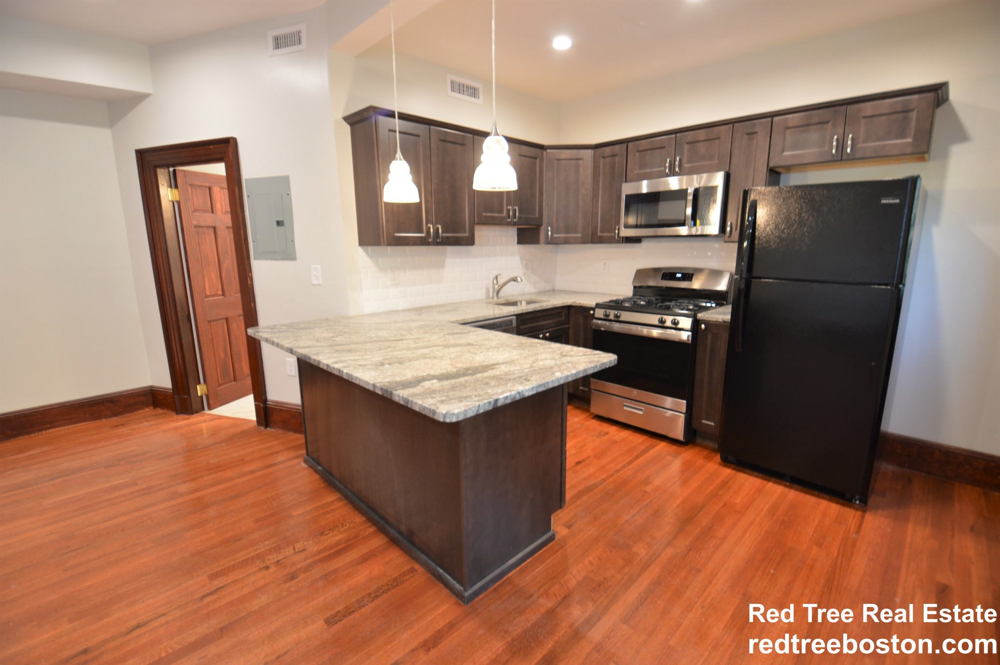 1736 Beacon St, Brookline