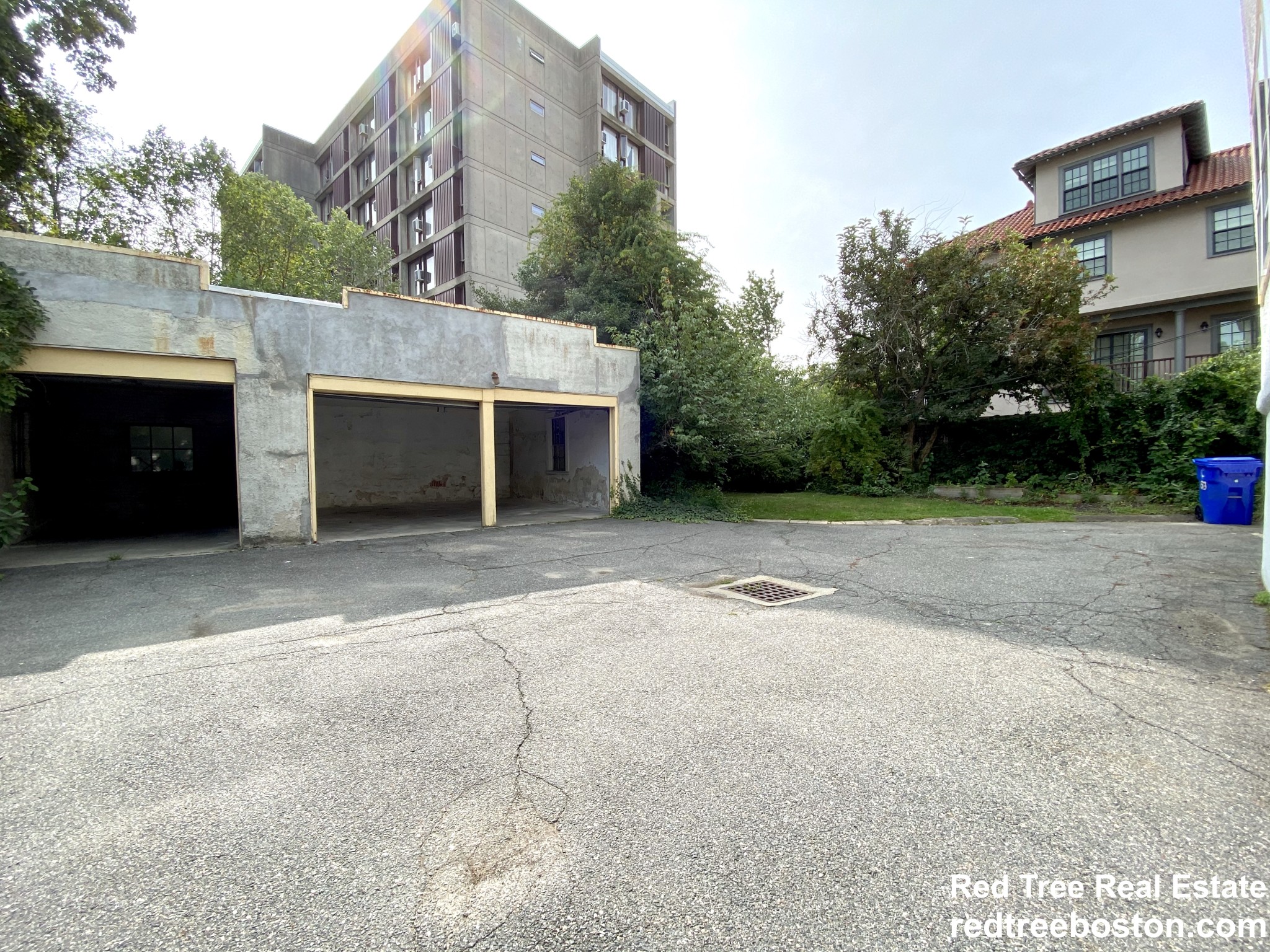 4 bed, 2 bath apartment for rent at 63 Green St Unit 2, Coolidge Corner — photo 3 of 14