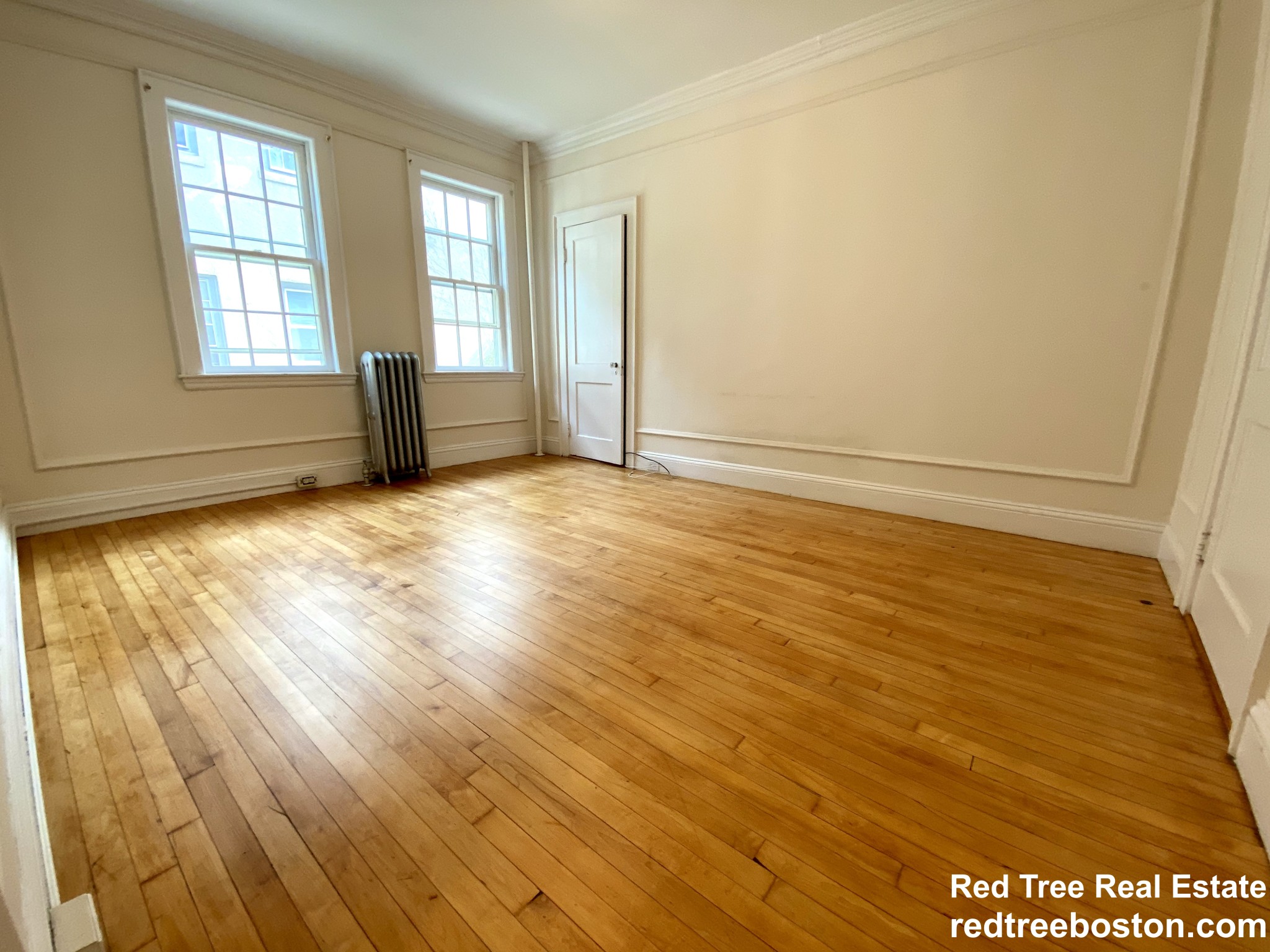 4 bed, 2 bath apartment for rent at 63 Green St Unit 2, Coolidge Corner — photo 13 of 14