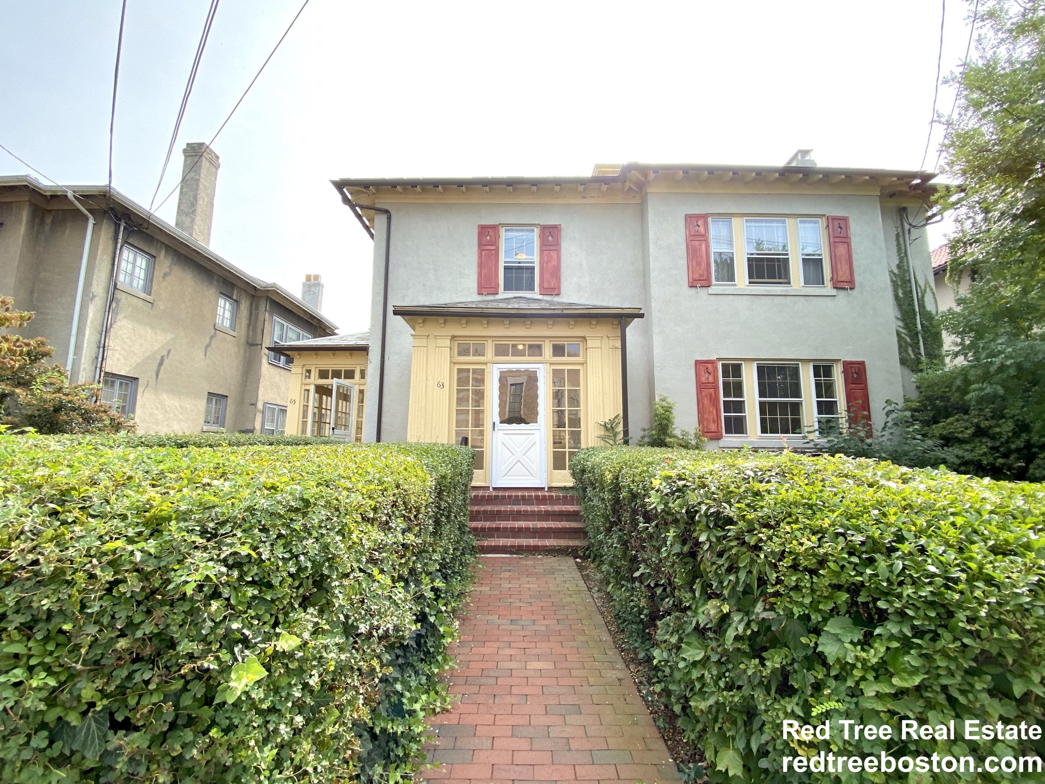 4 bed, 2 bath apartment for rent at 63 Green St Unit 2, Coolidge Corner — photo 1 of 14
