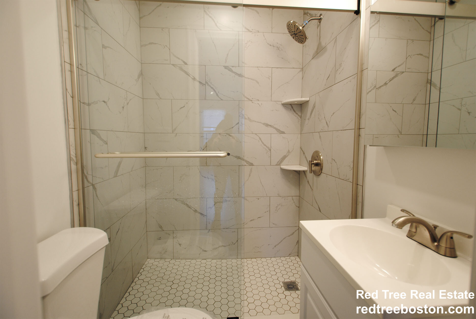 225 Newbury St, Back Bay