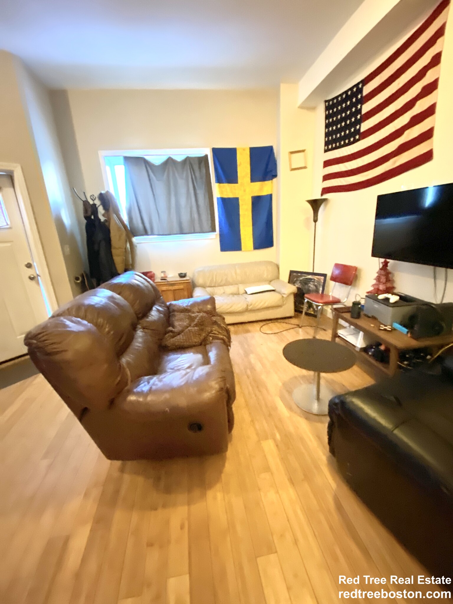 4 bed, 2 bath apartment for rent at 47 Orleans St Unit 3, East Boston — photo 4 of 11