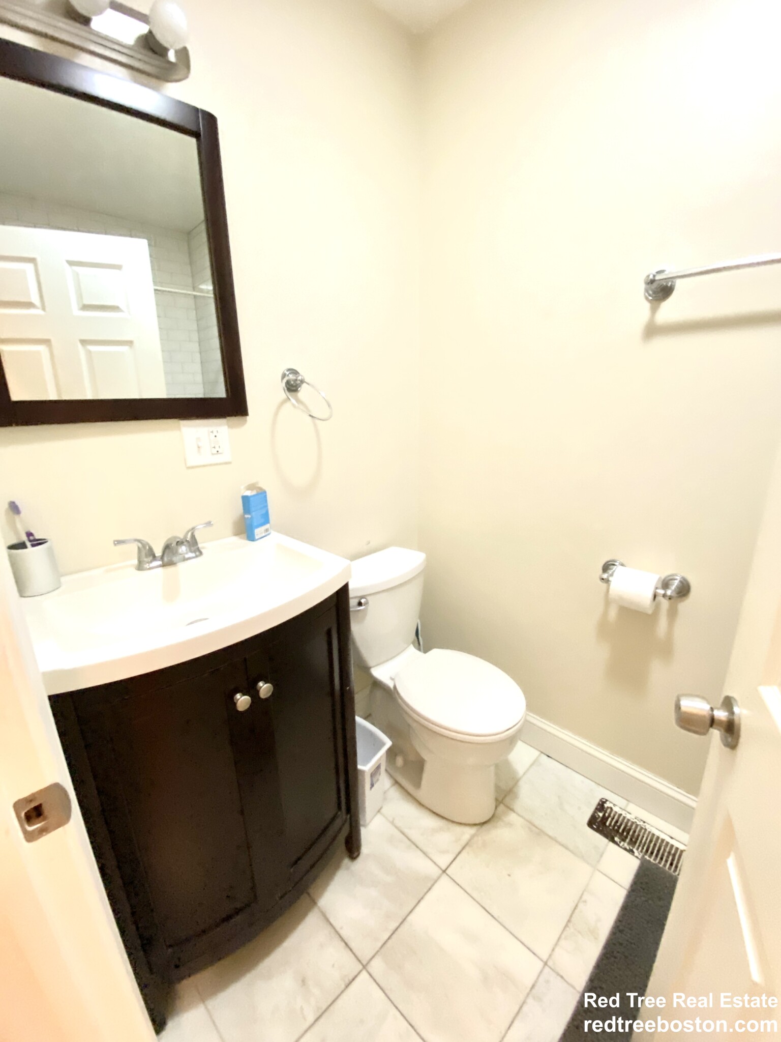4 bed, 2 bath apartment for rent at 47 Orleans St Unit 3, East Boston — photo 8 of 11