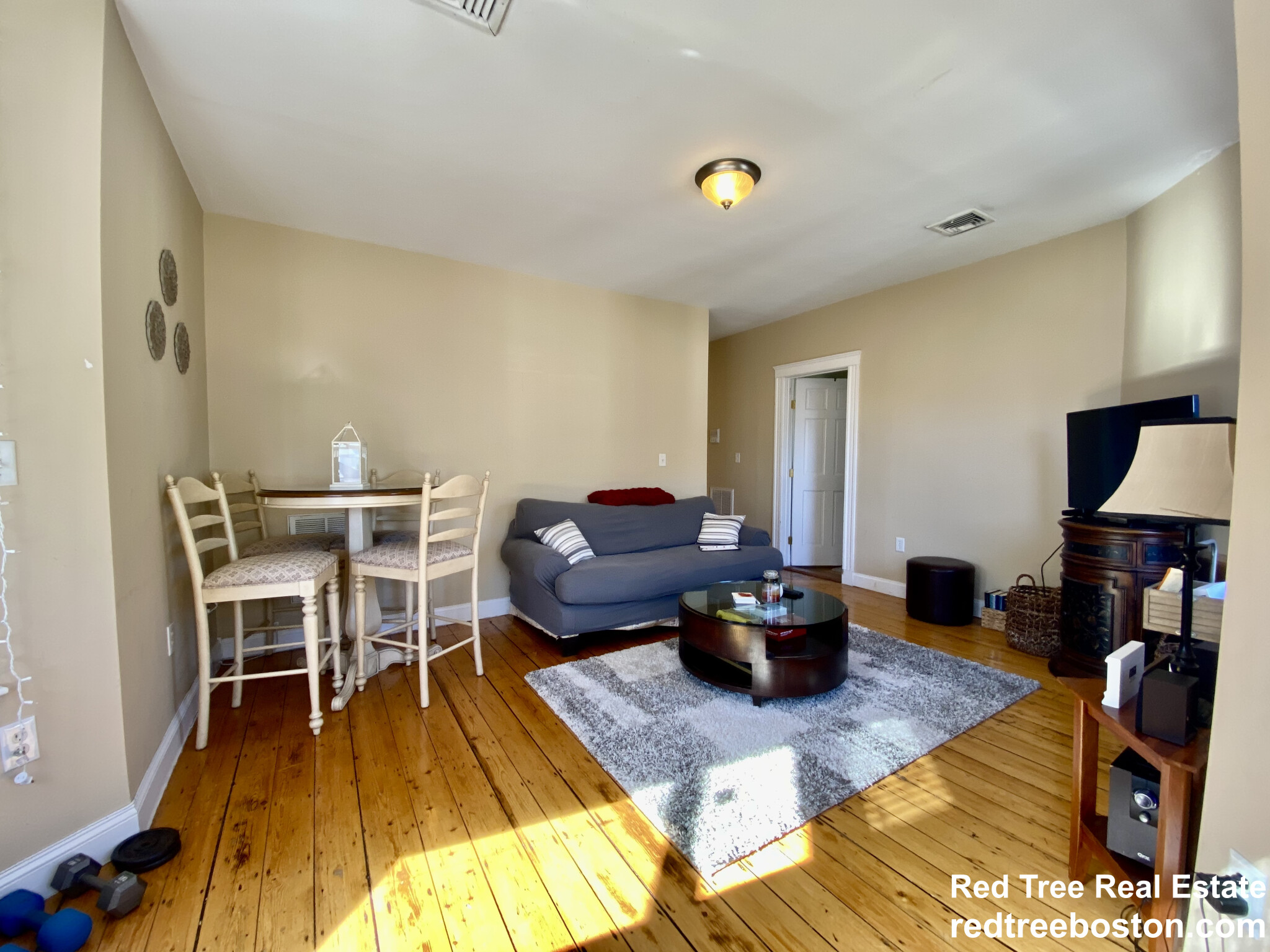 37 Hillside St, Mission Hill