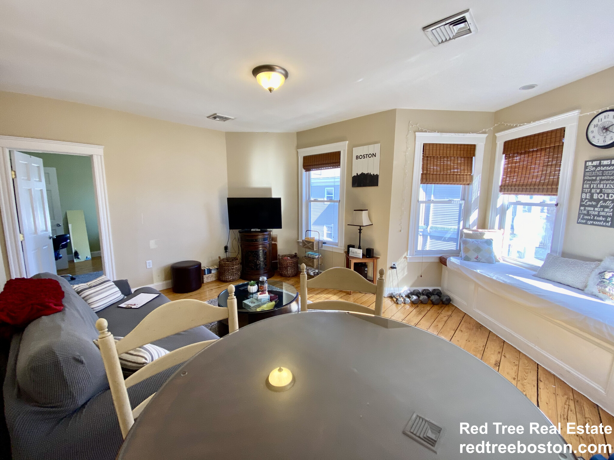 37 Hillside St, Mission Hill