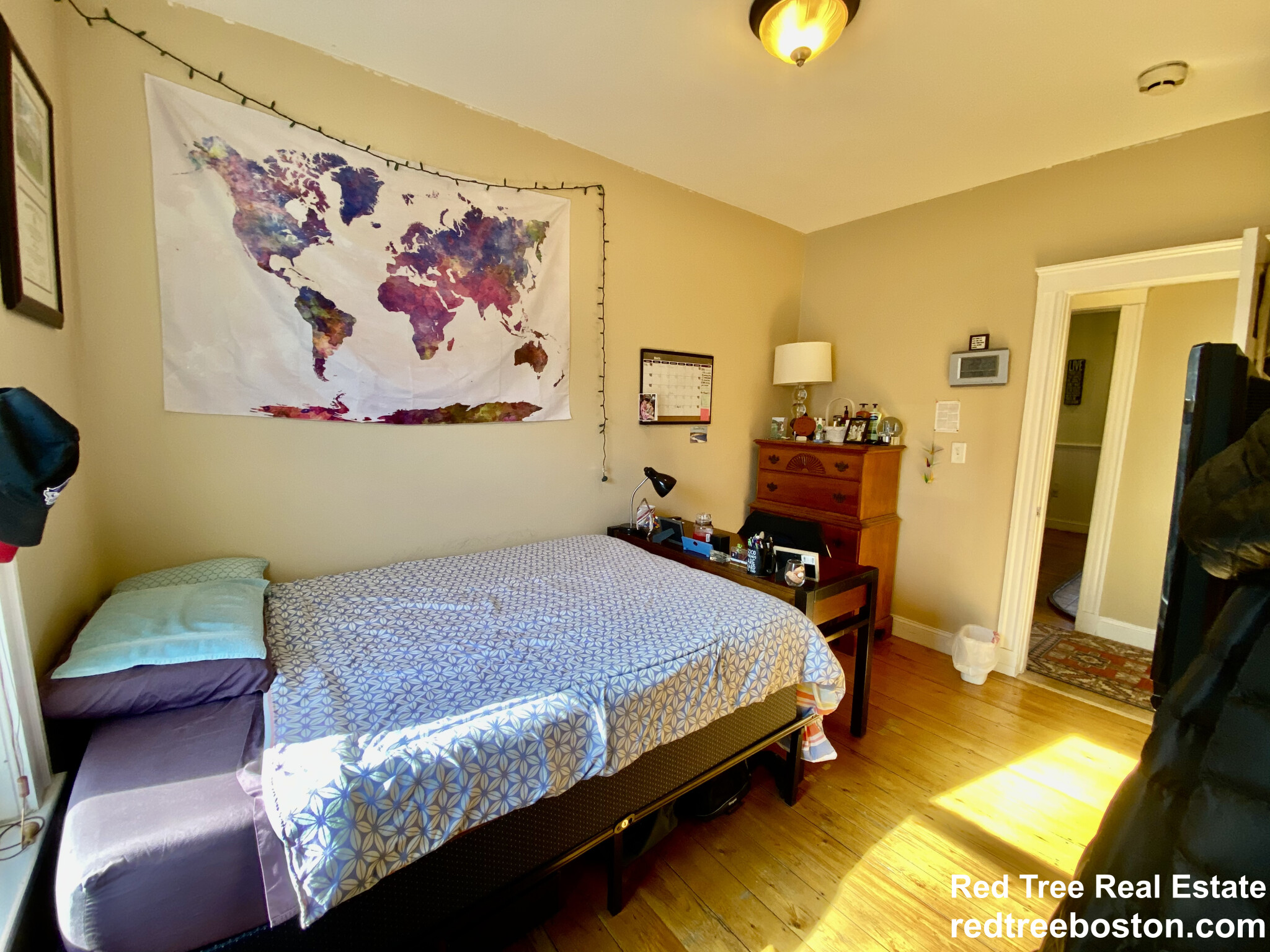 37 Hillside St, Mission Hill