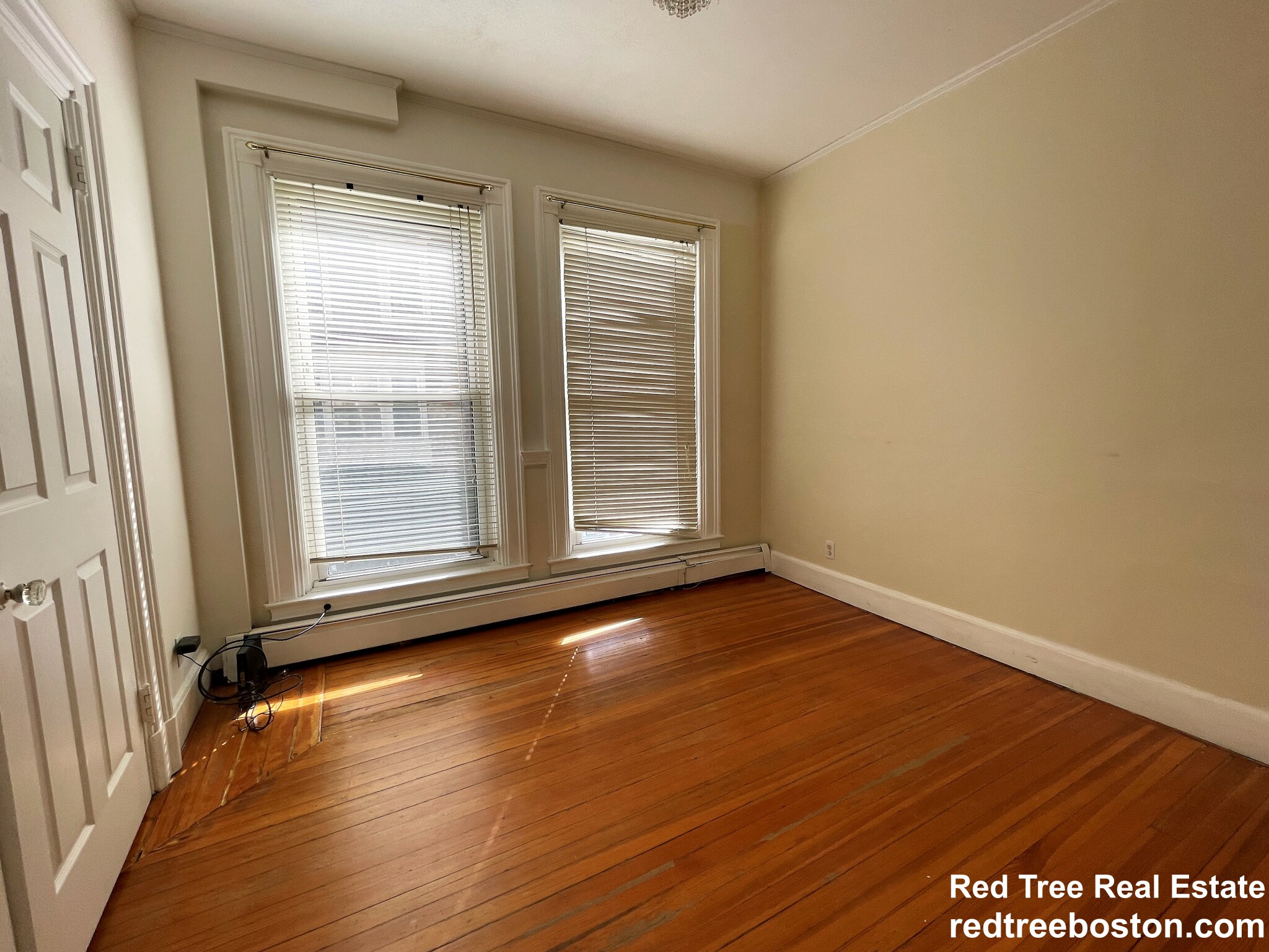 17 Regent Circle, Brookline