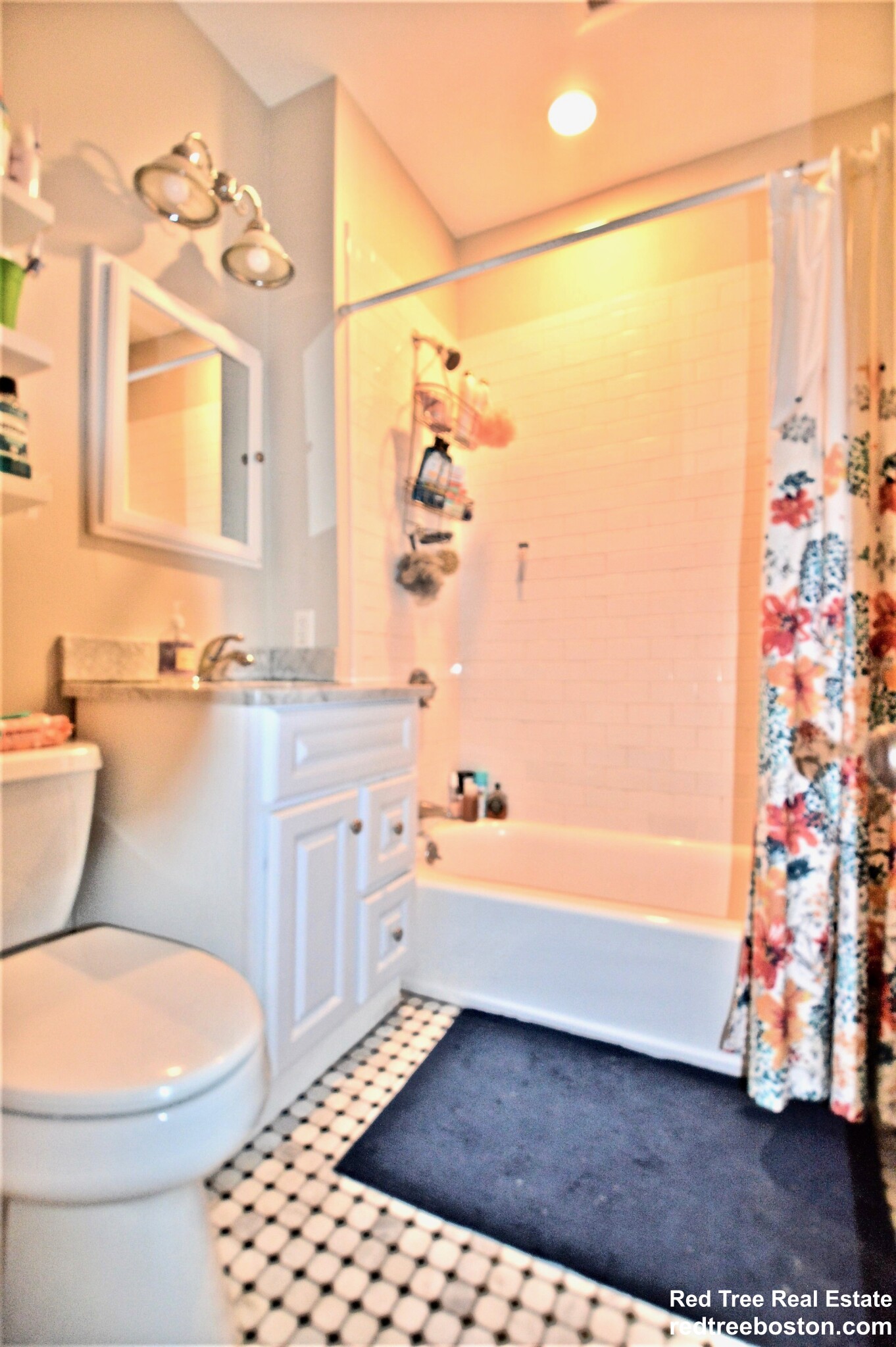 16 Nonantum St, Oak Square