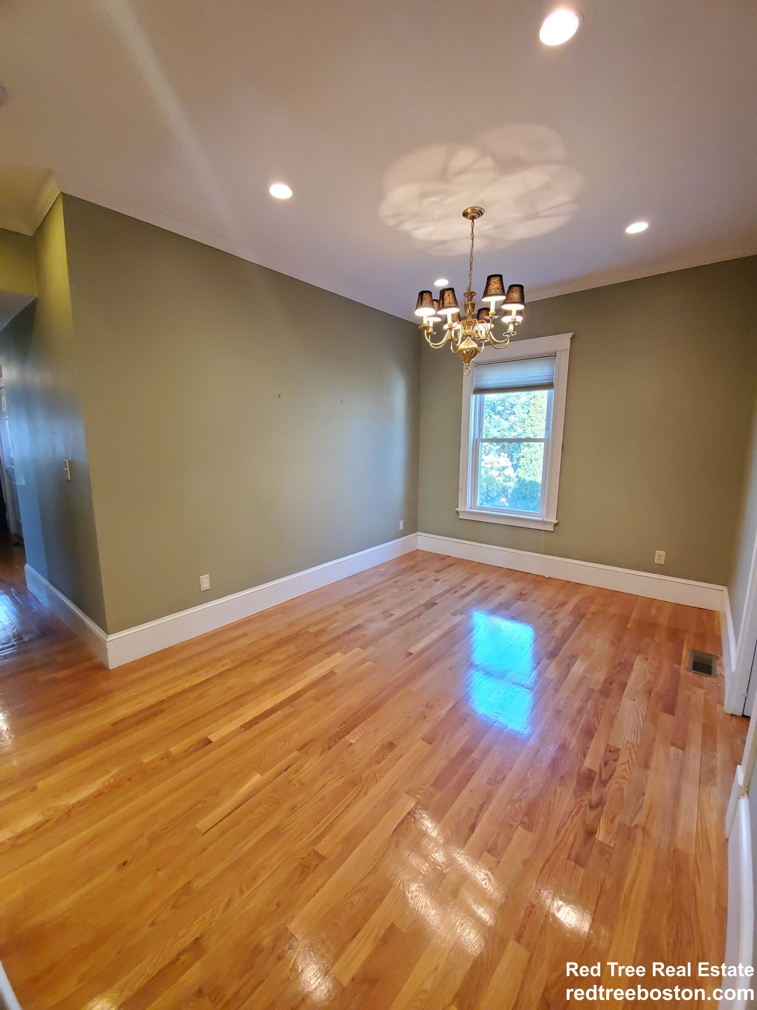 47 Logan Ave, Medford