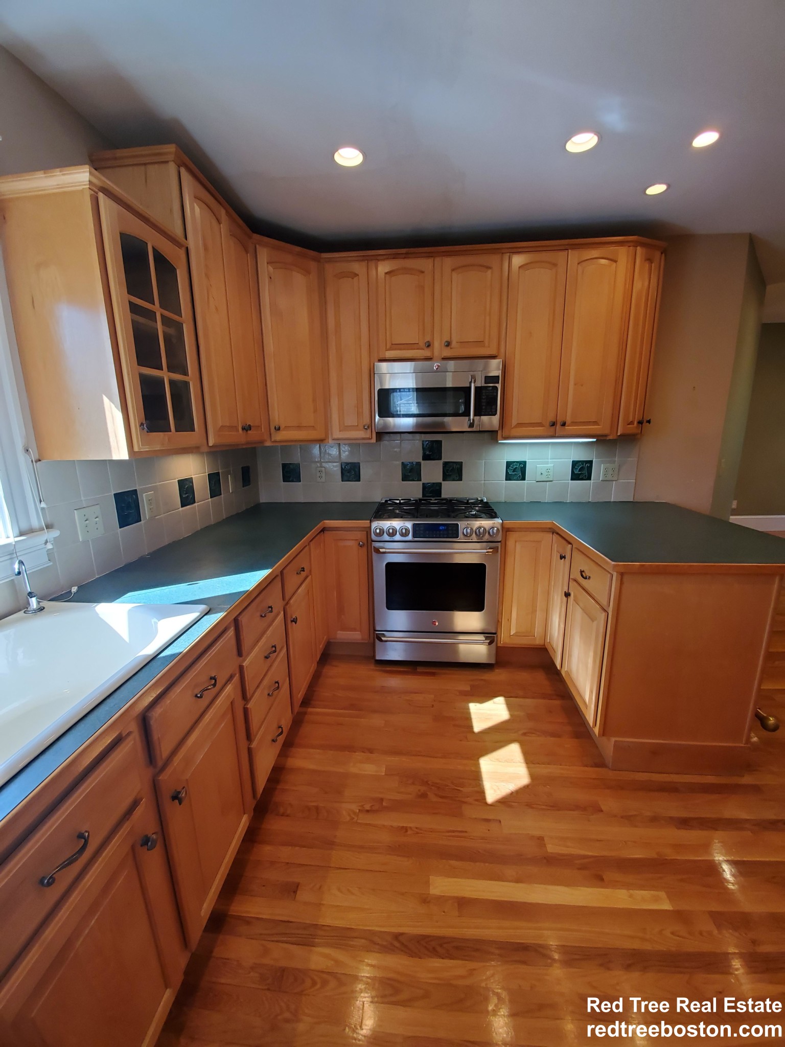 47 Logan Ave, Medford