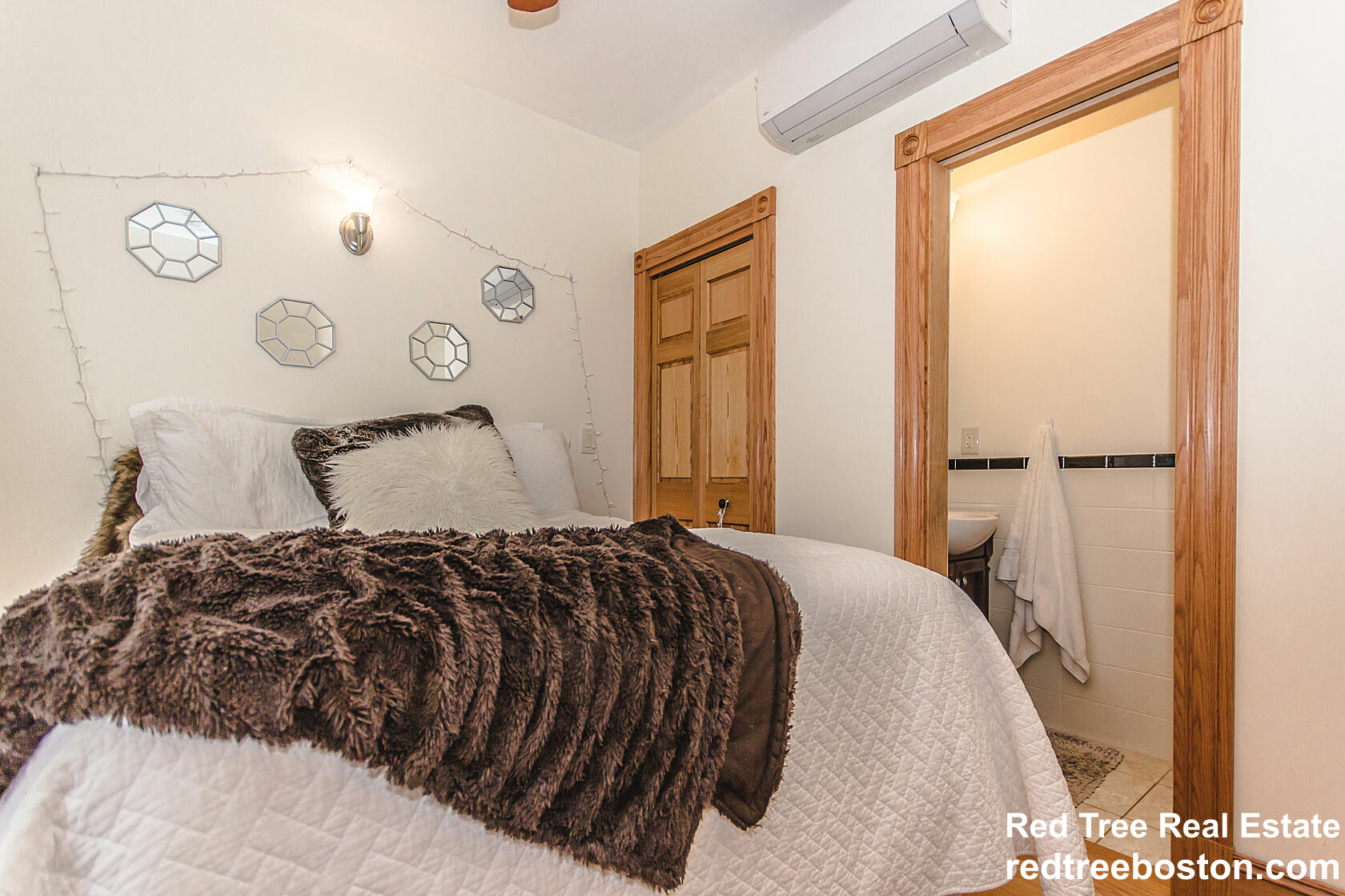 60 Phillips St, Beacon Hill