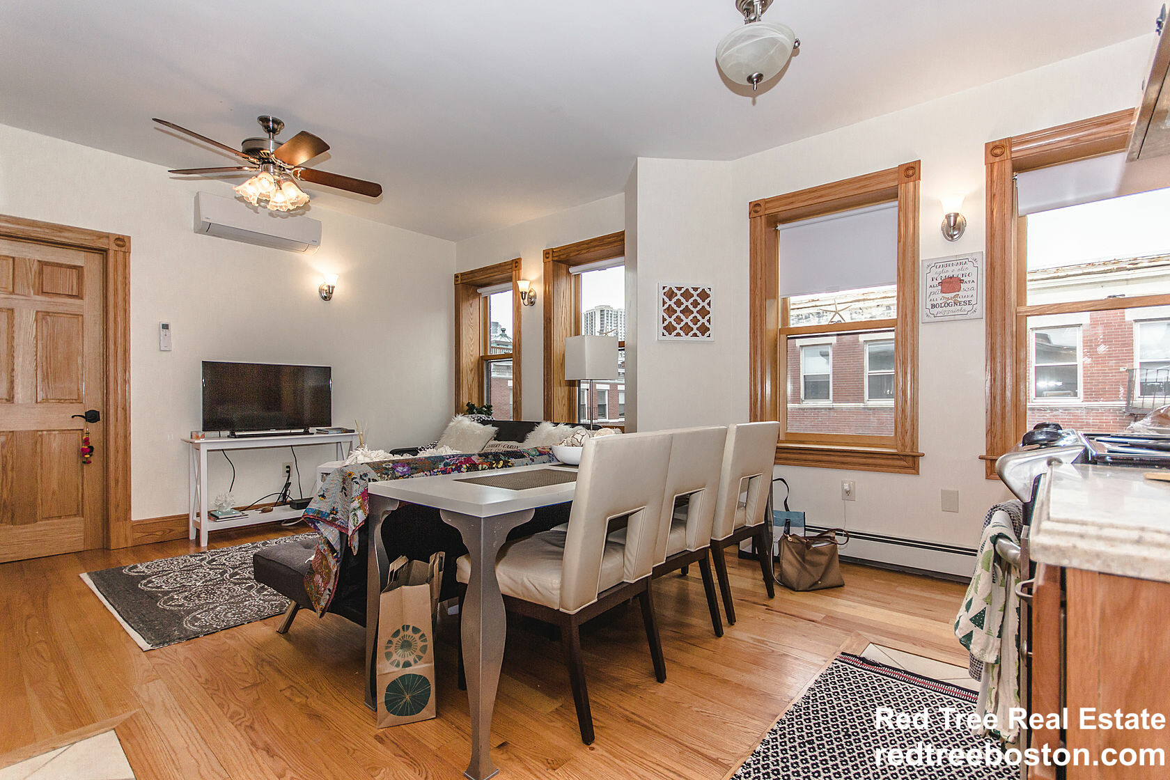 60 Phillips St, Beacon Hill