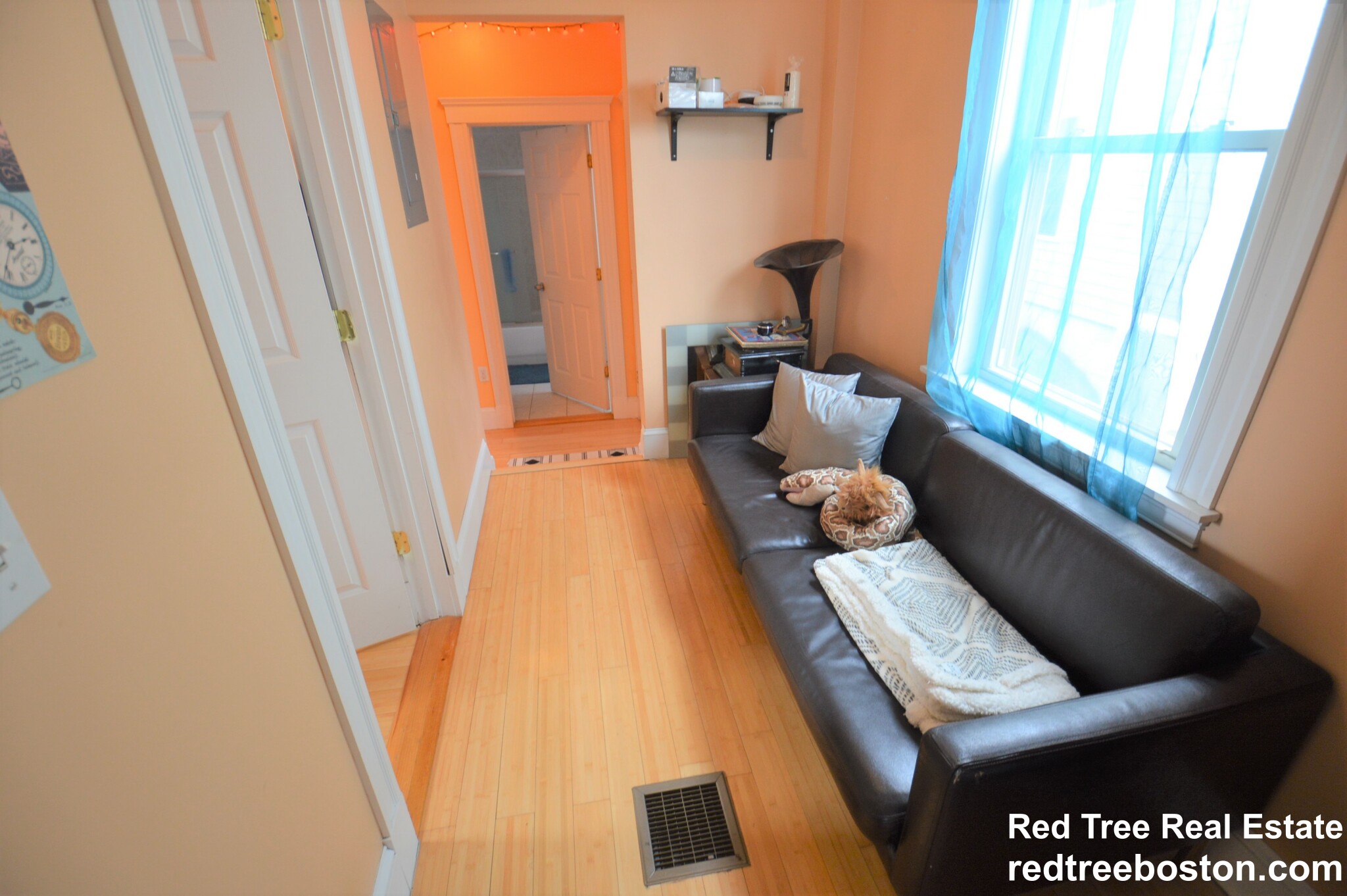 13 Centre St, Roxbury