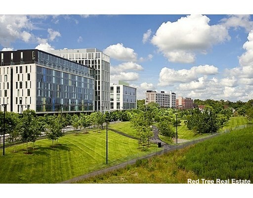 2 Earhart St, East Cambridge