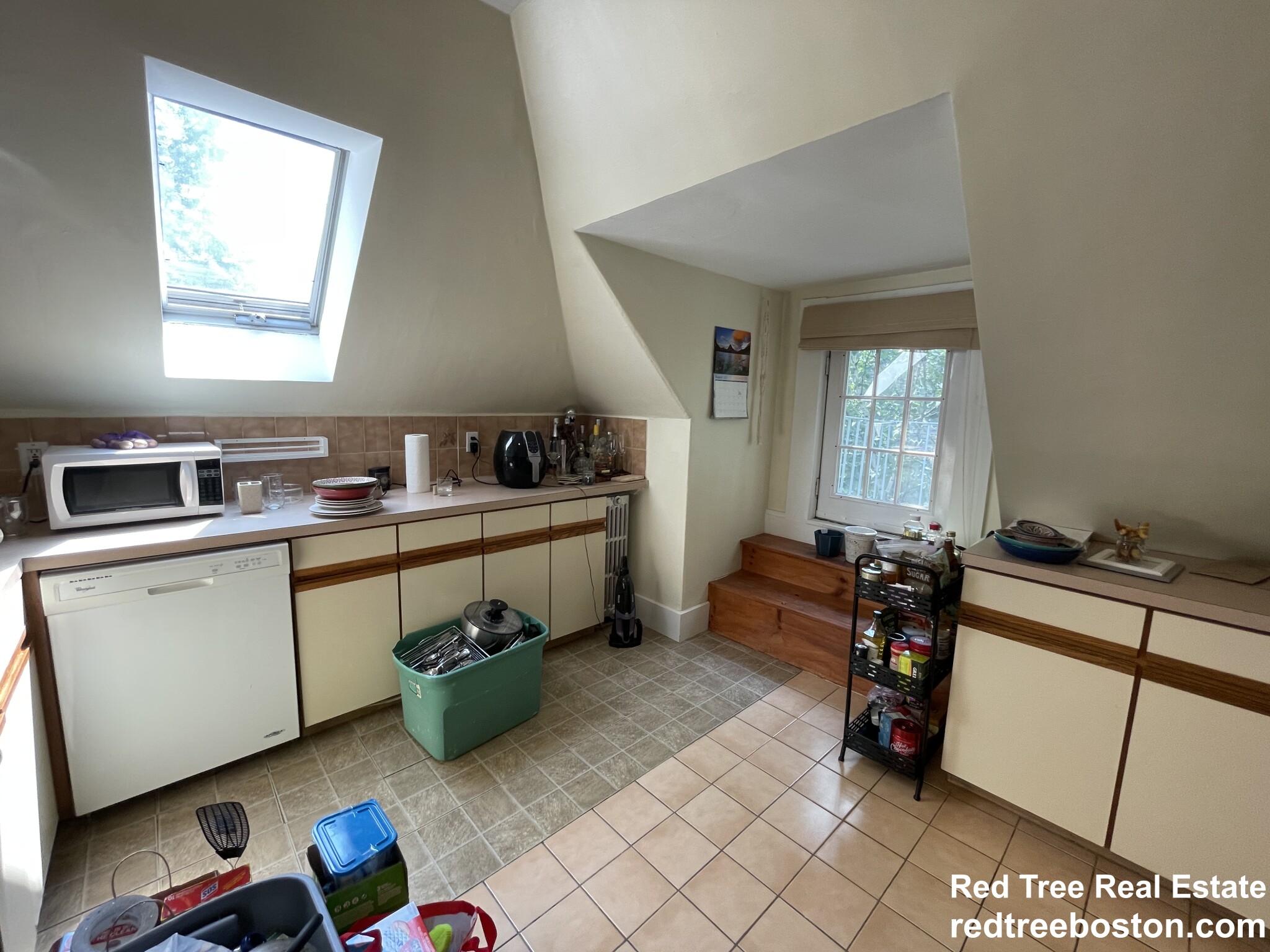 37 Beals St, Coolidge Corner