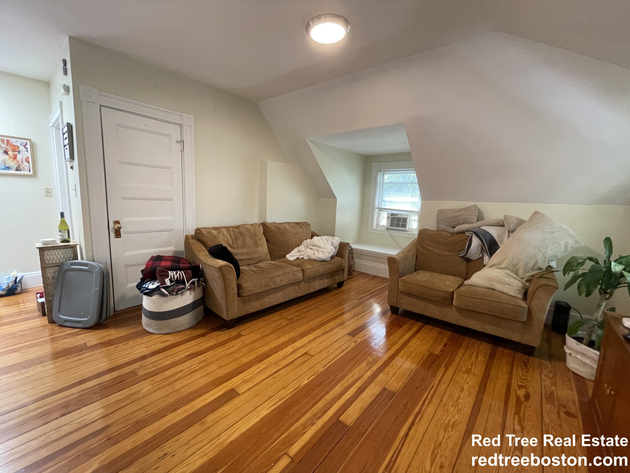 37 Beals St, Coolidge Corner