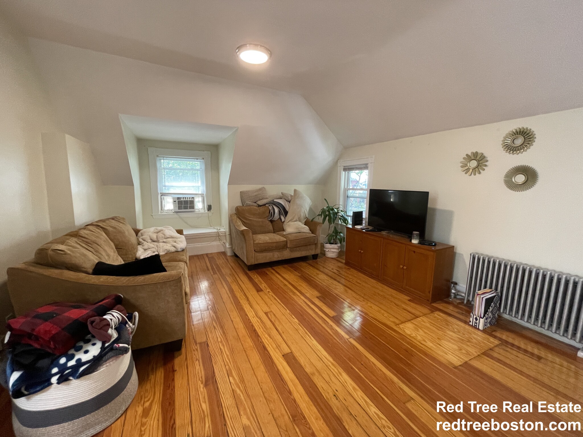 37 Beals St, Coolidge Corner