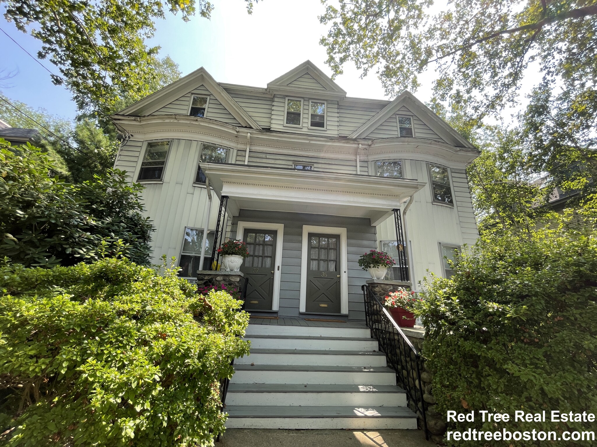 37 Beals St, Coolidge Corner