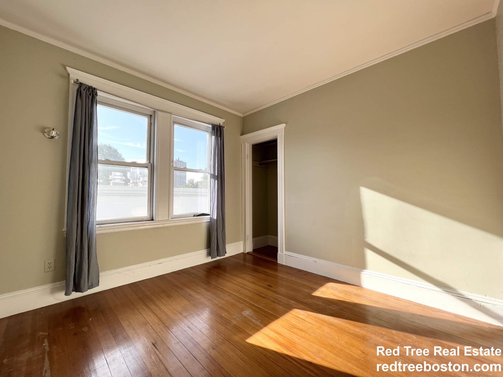 10 Perkins St, Jamaica Plain