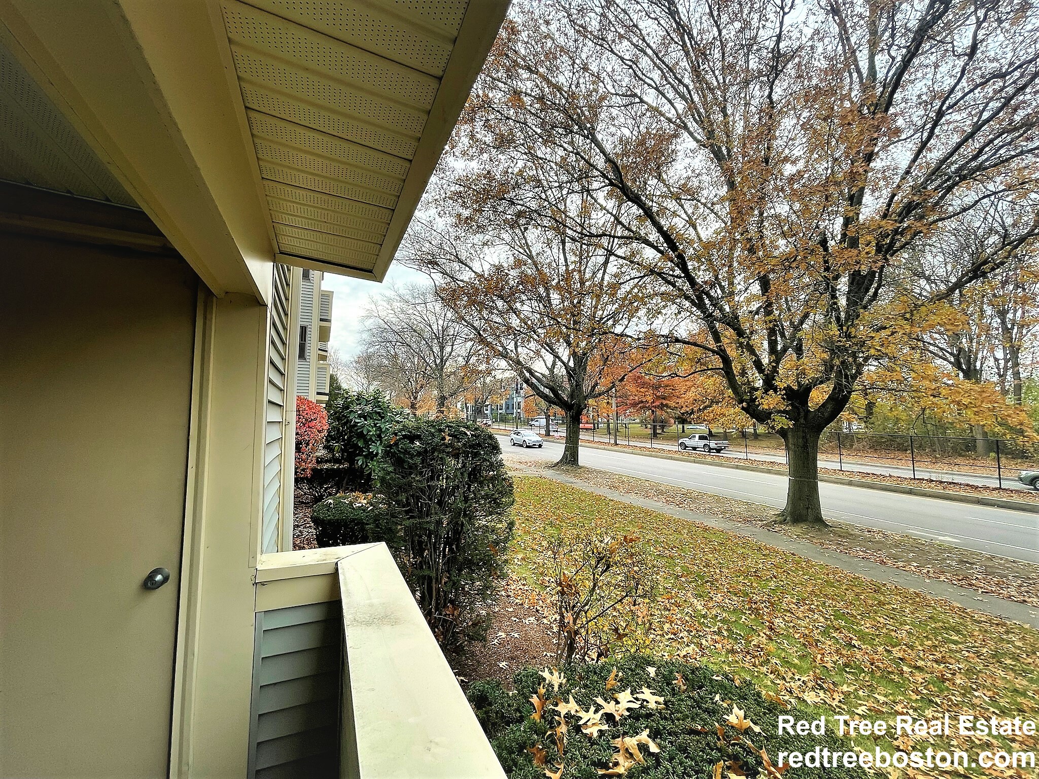 1212 Vfw Pkwa, West Roxbury