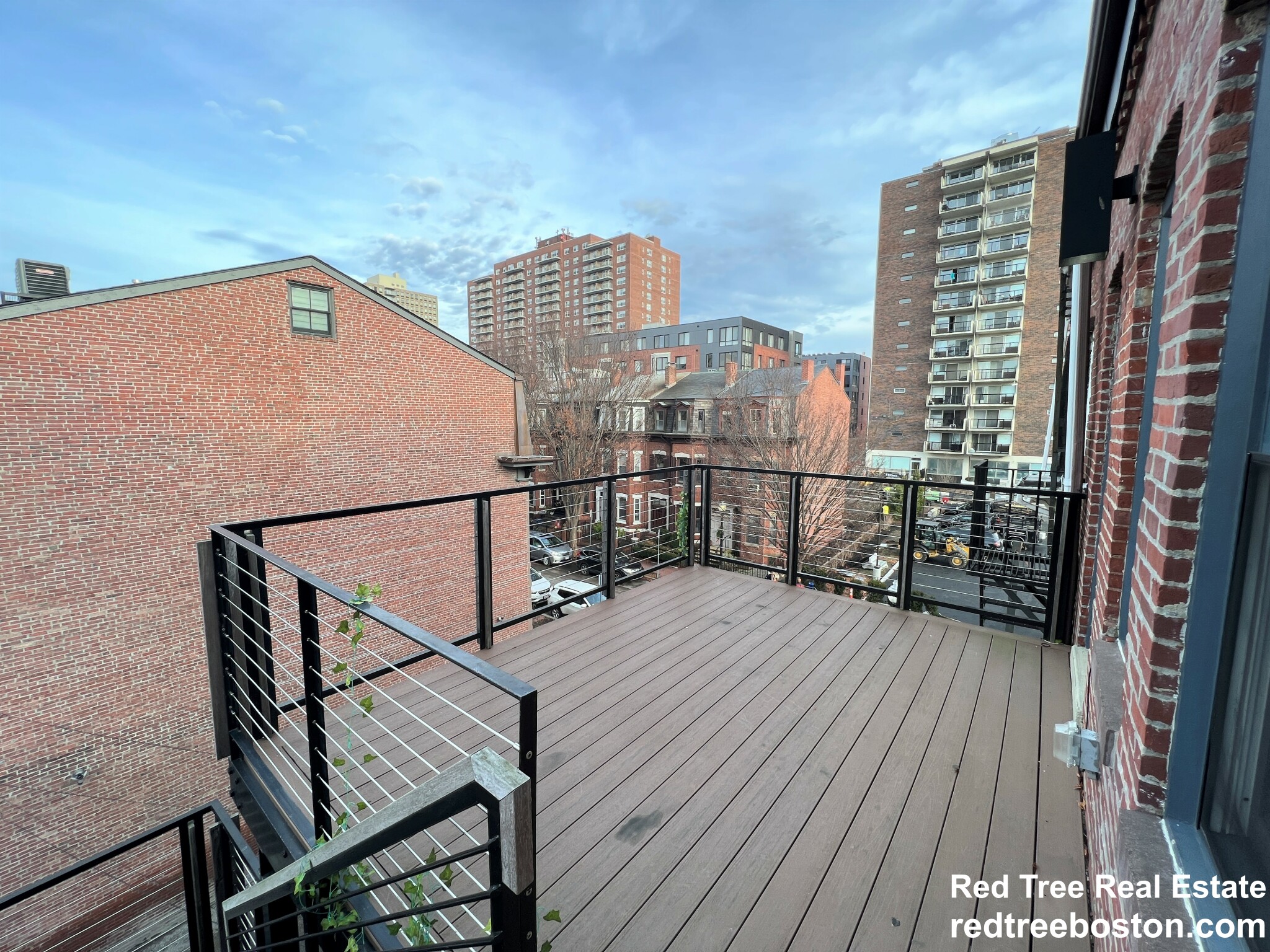 1607 Tremont St, Mission Hill