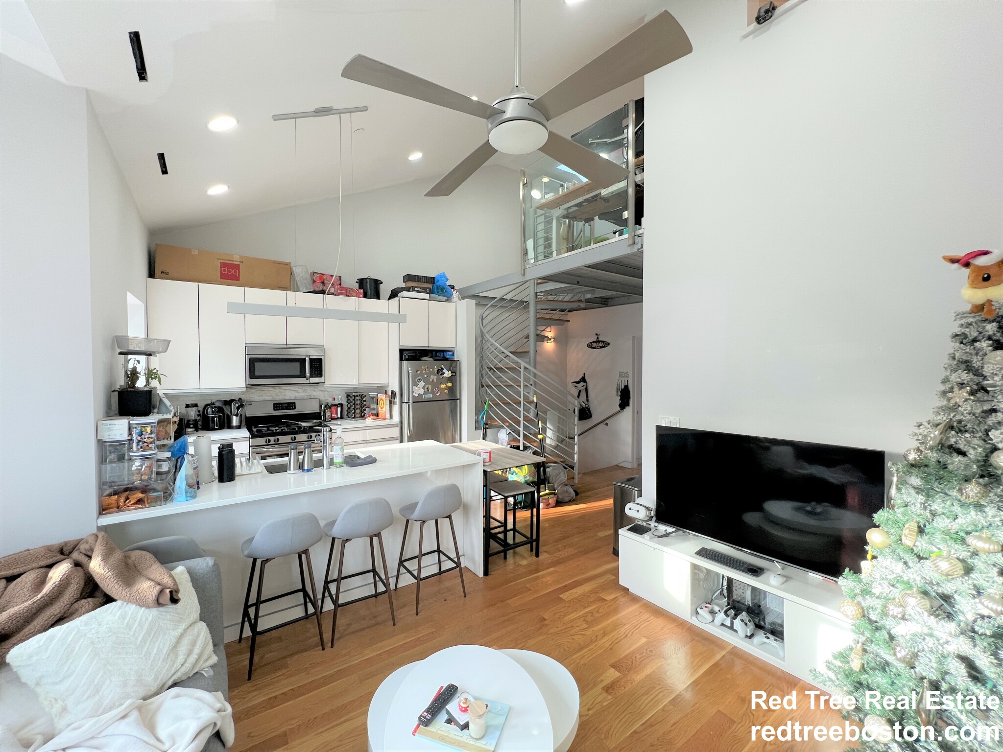 1607 Tremont St, Mission Hill