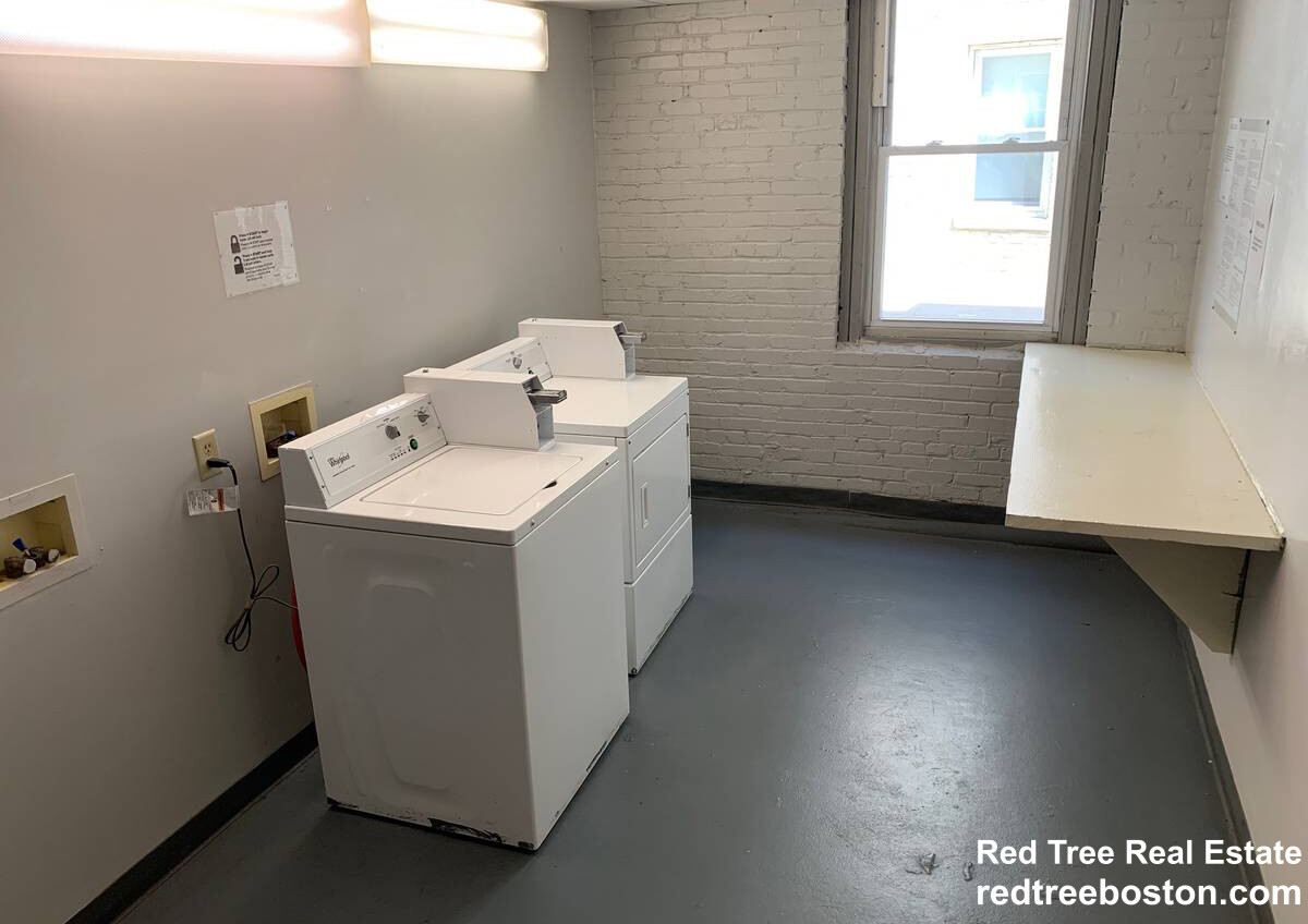 220 Kelton St, Brighton