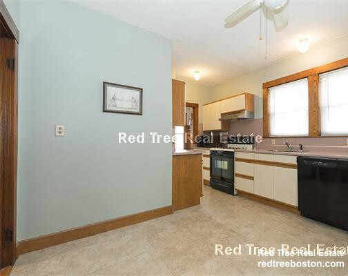 59 Quincy St, Medford