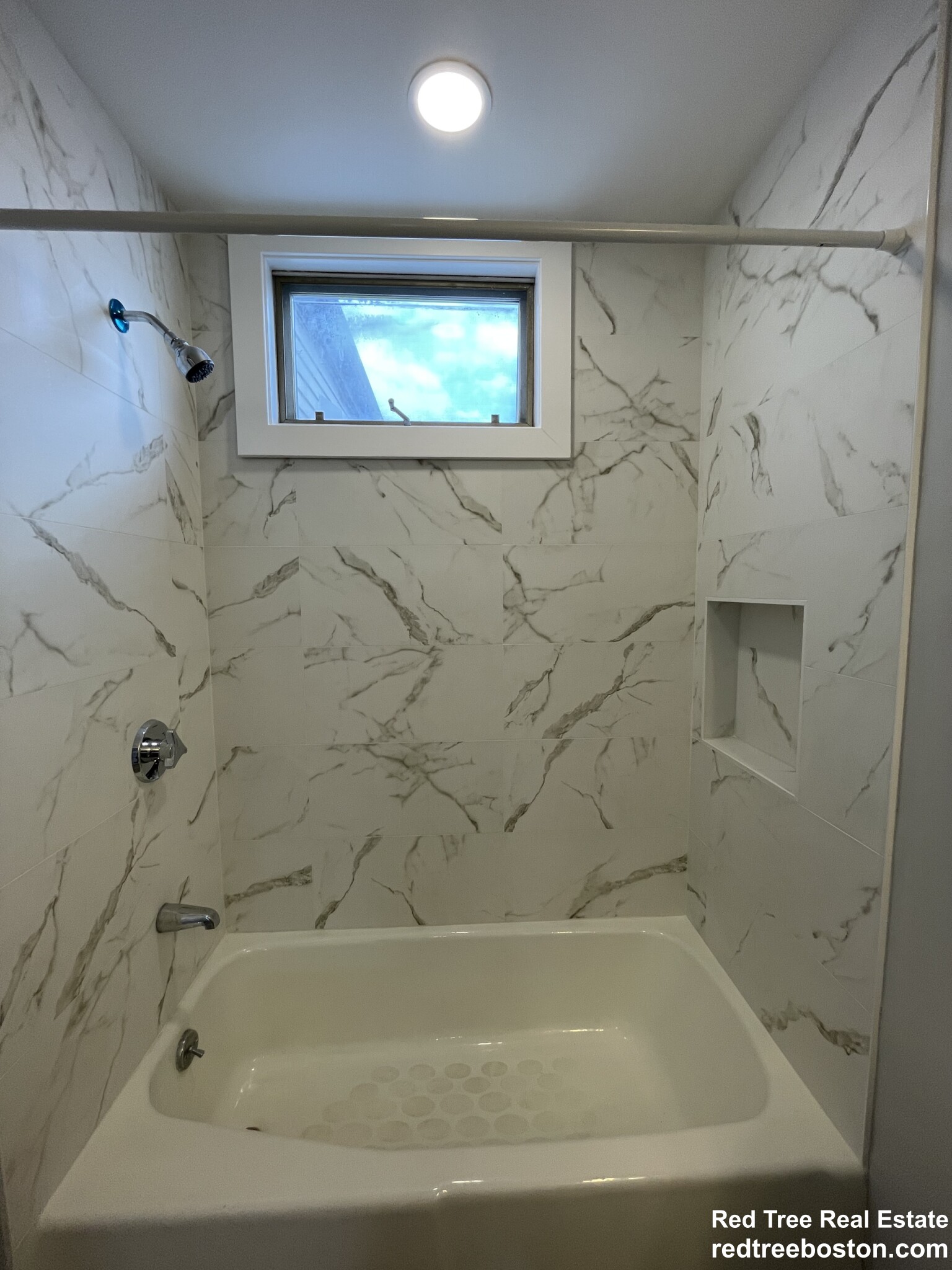 11 Pearl Ter, East Somerville