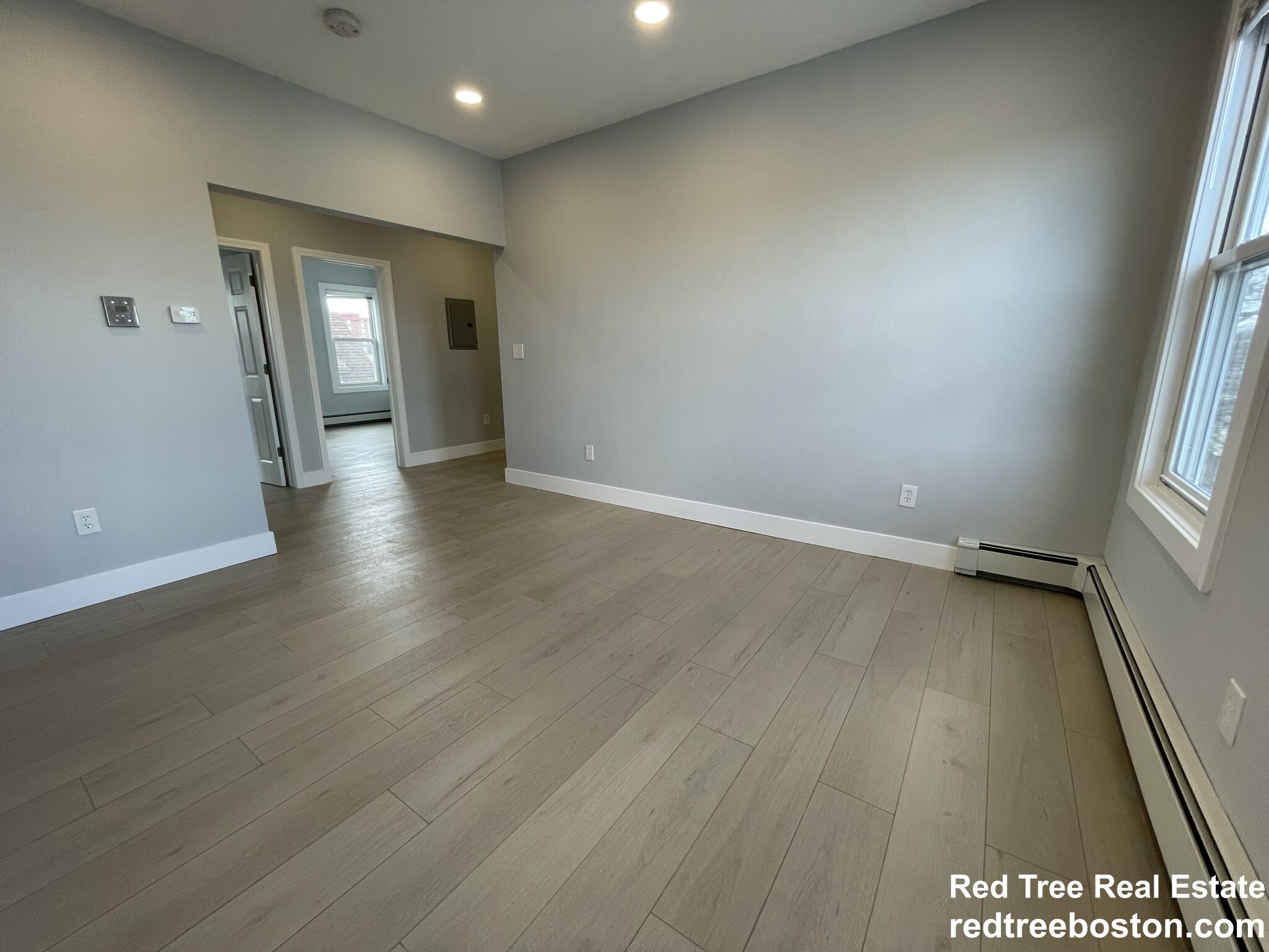 11 Pearl Ter, East Somerville