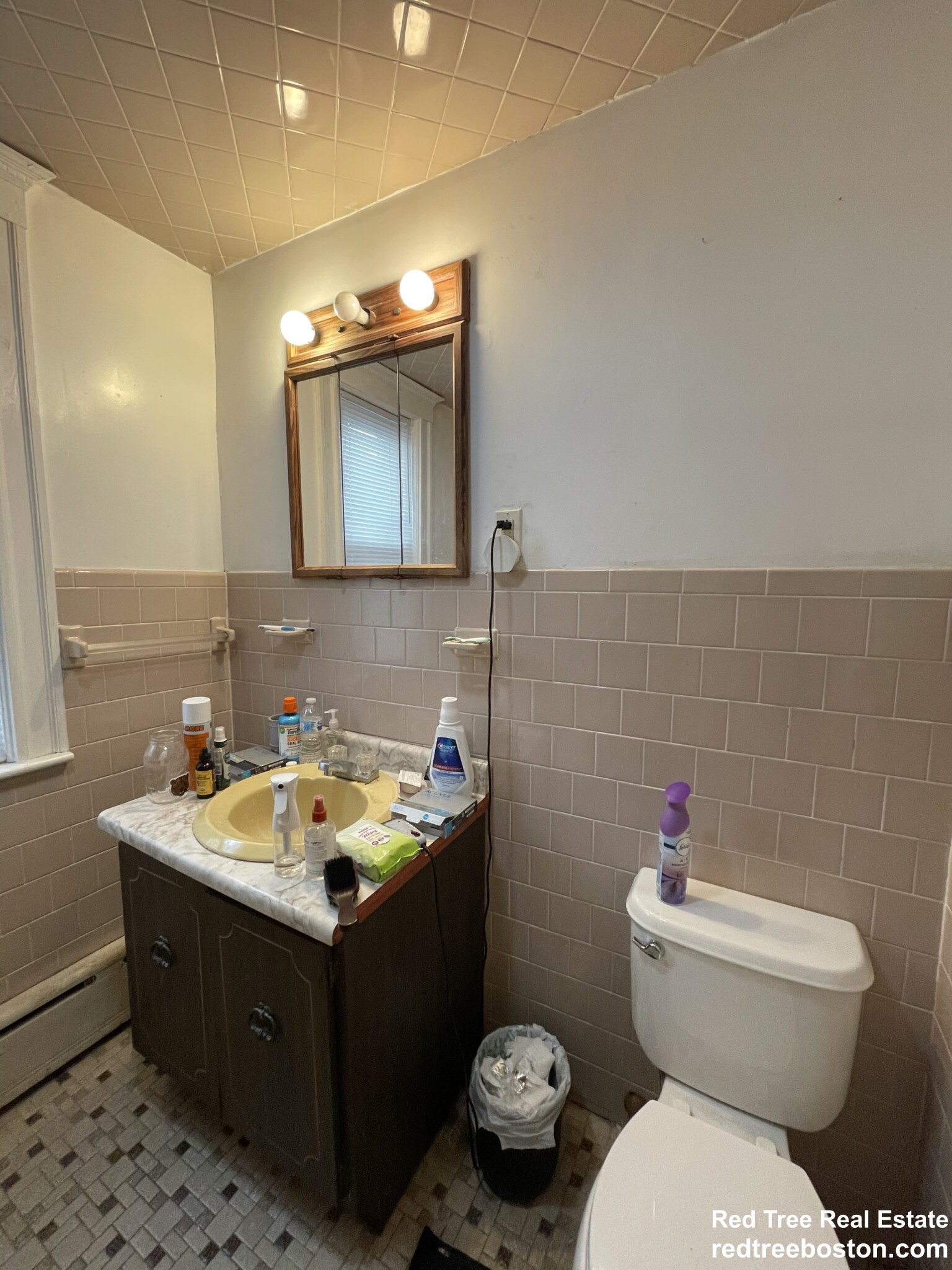 51 Bay State Ave, Powder House Square