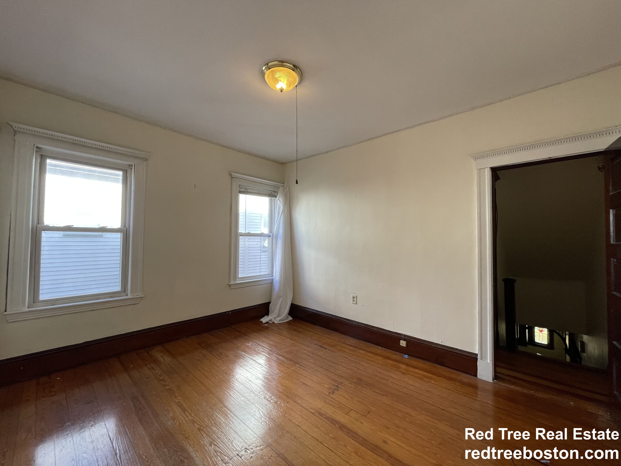 51 Bay State Ave, Powder House Square