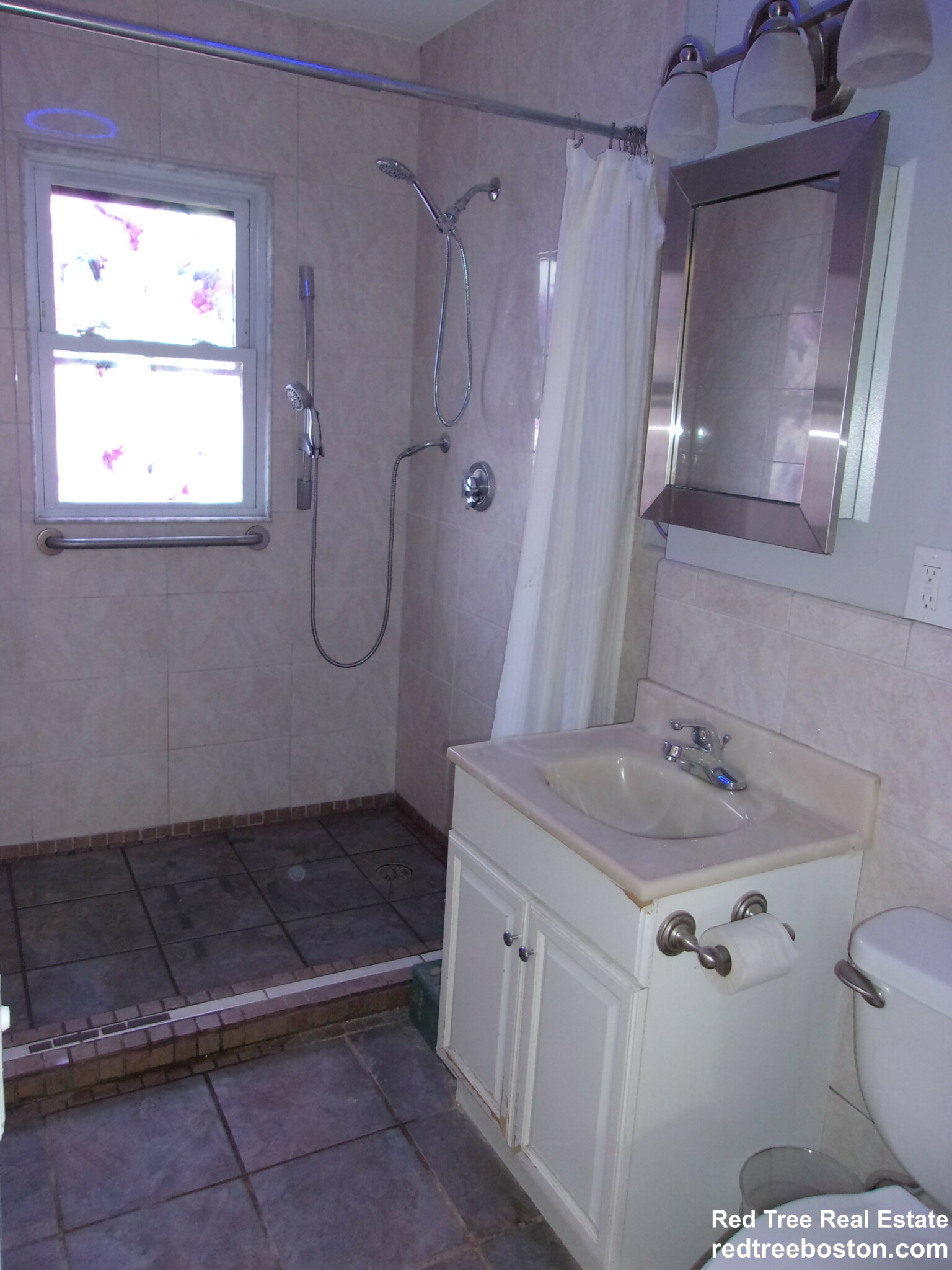 12 Melton Rd, Brighton