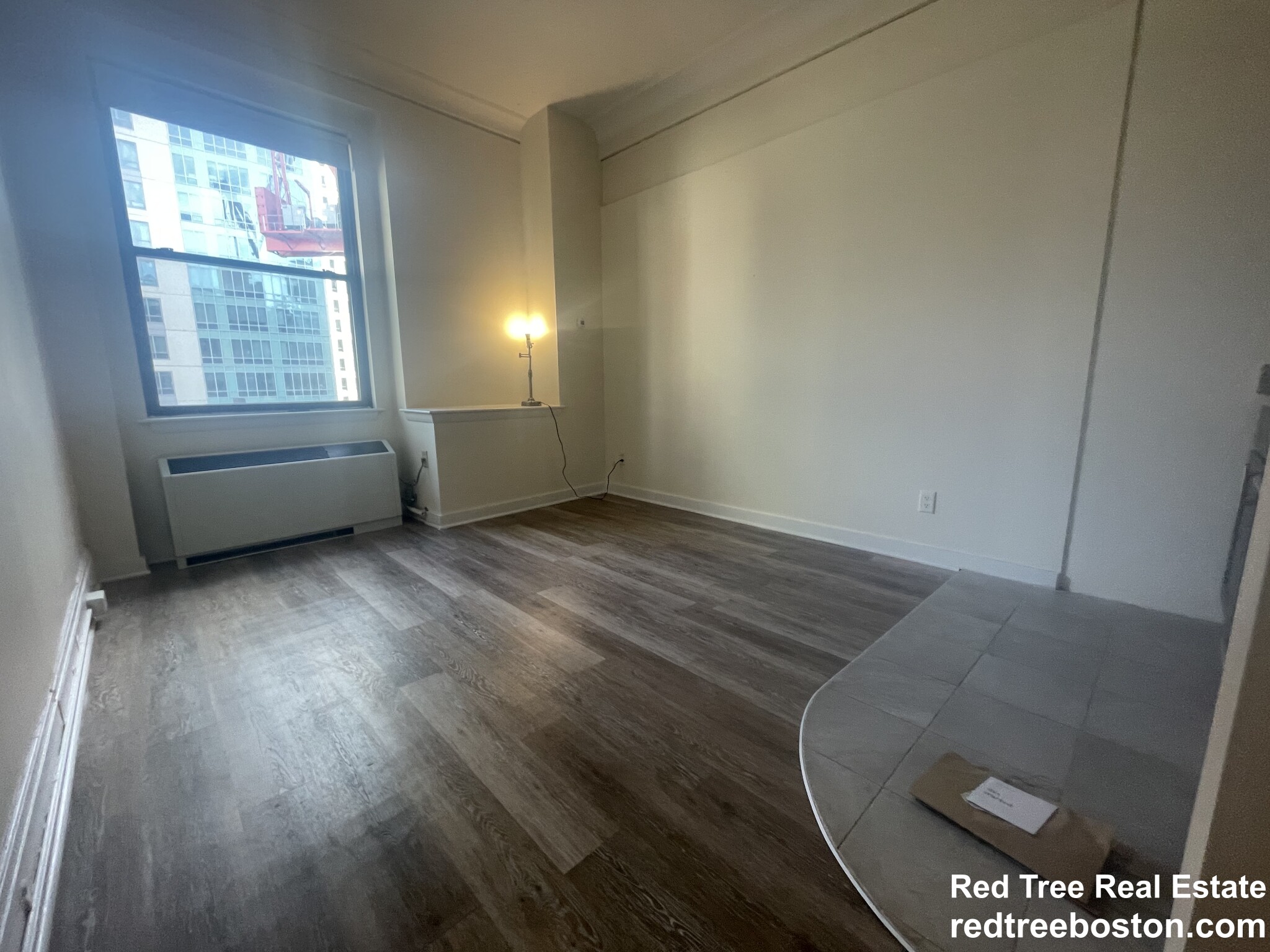 62 Boylston St, Midtown