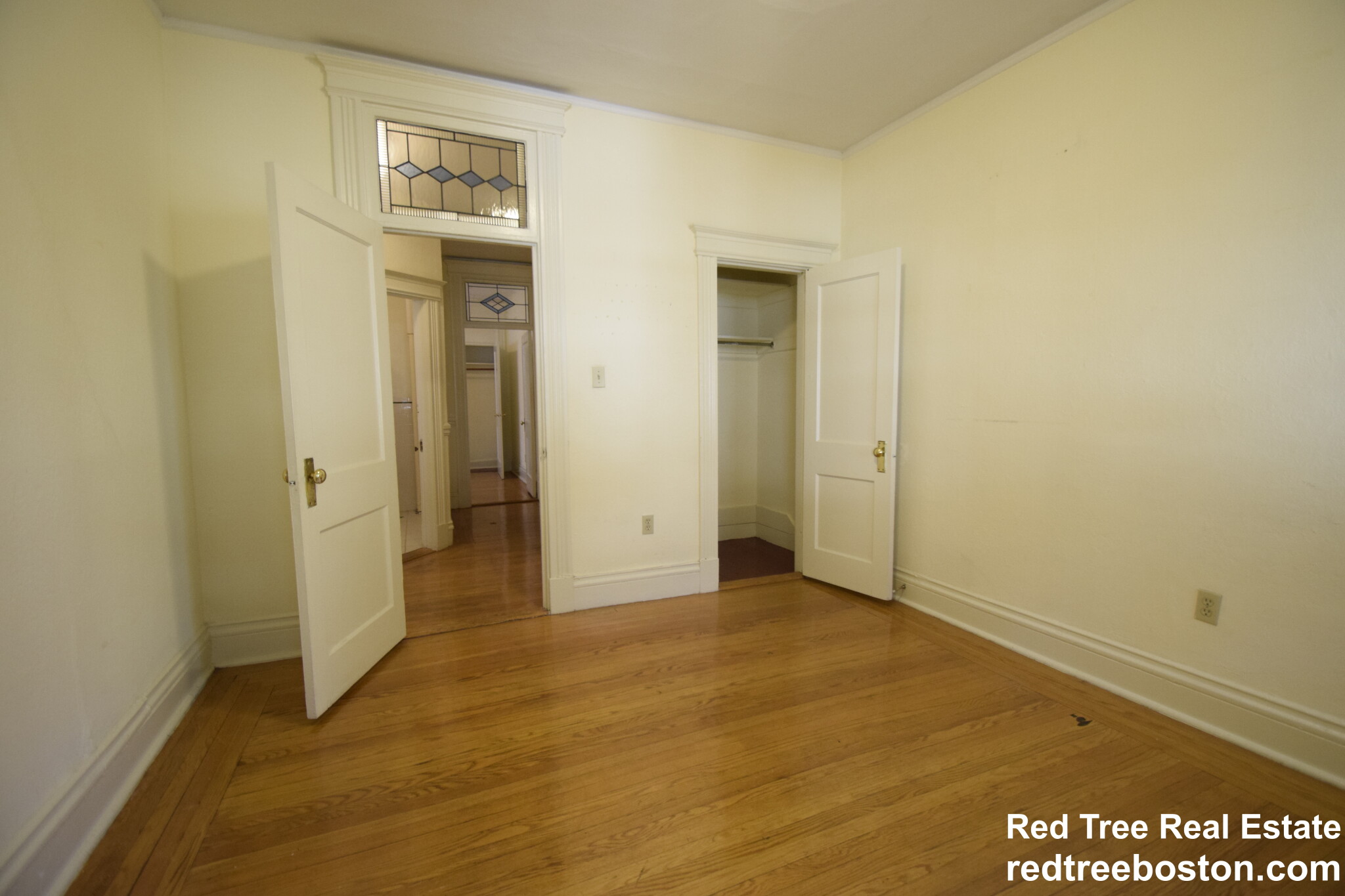 24 Queensberry St, Fenway