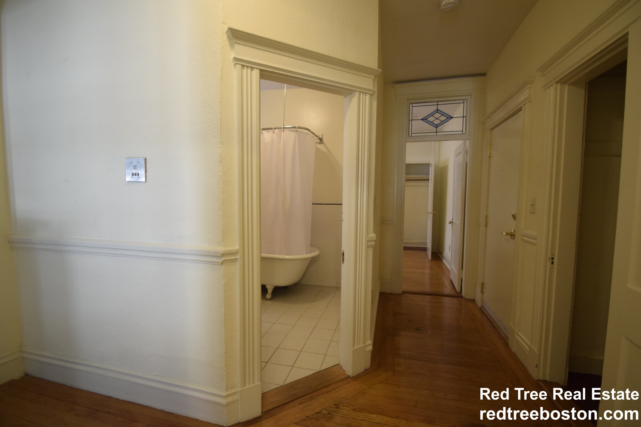 24 Queensberry St, Fenway