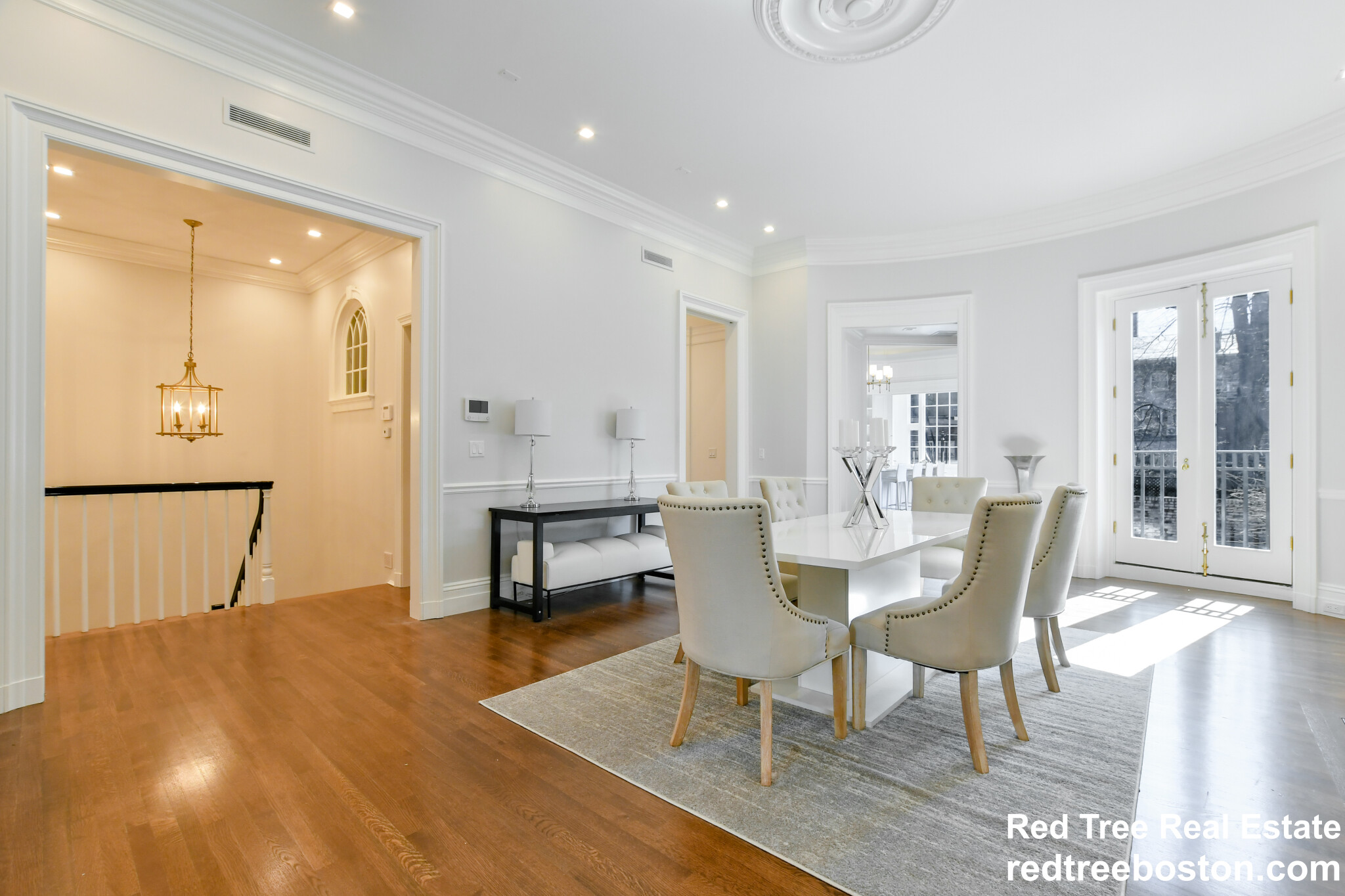 20 Chestnut St, Beacon Hill