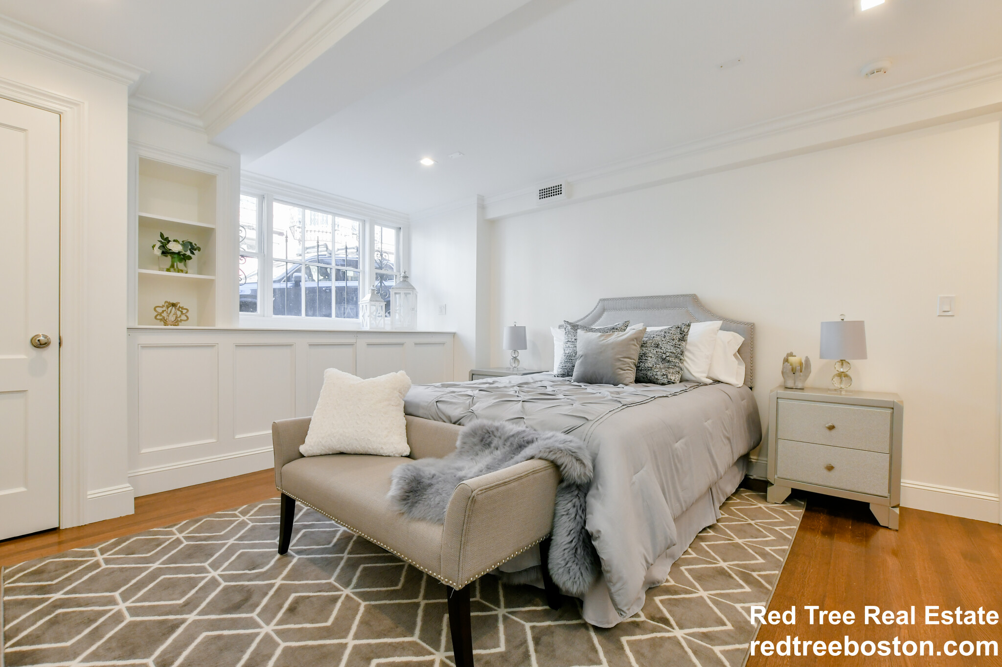 20 Chestnut St, Beacon Hill