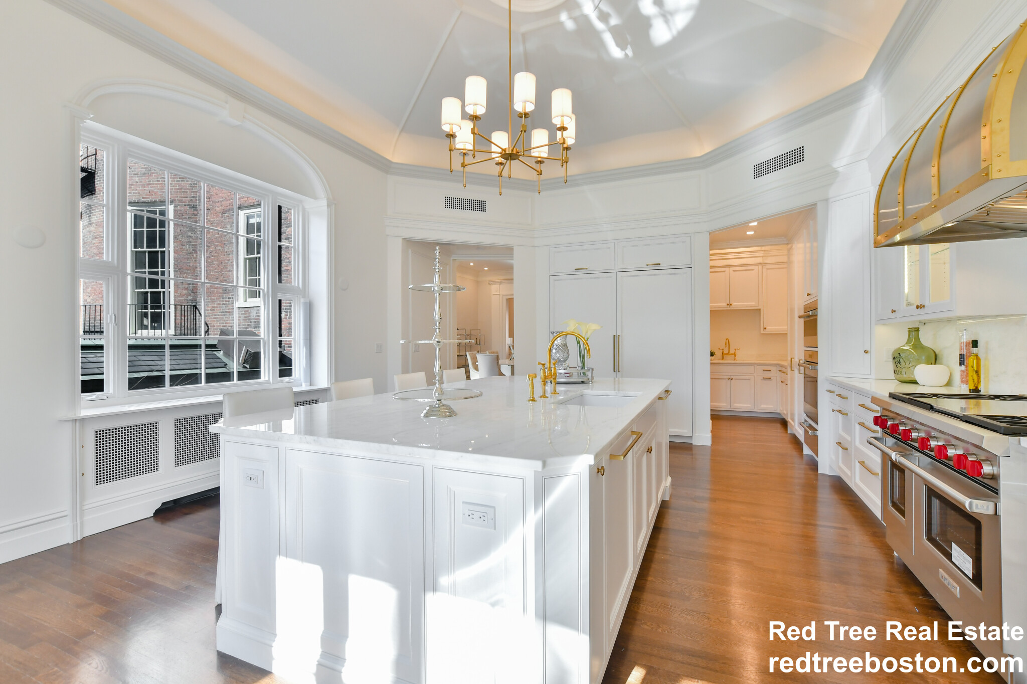 20 Chestnut St, Beacon Hill