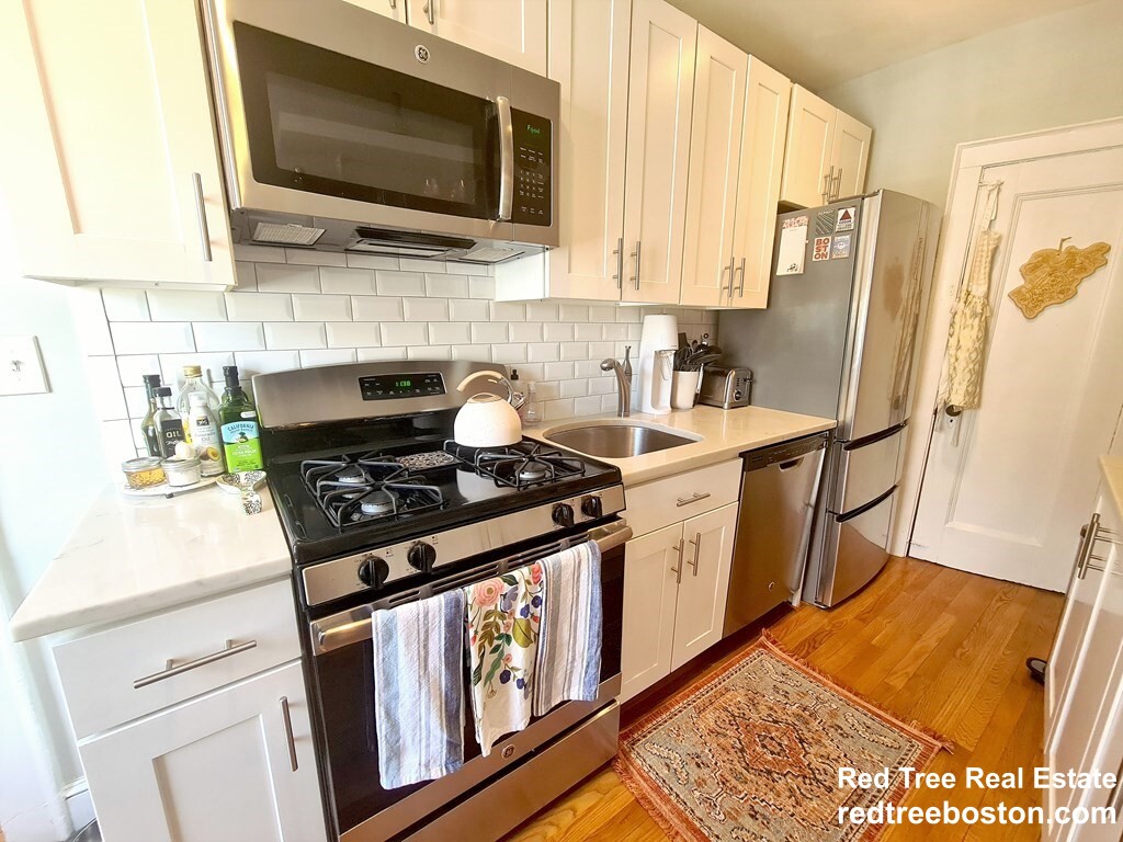 90 Kilsyth, Brighton