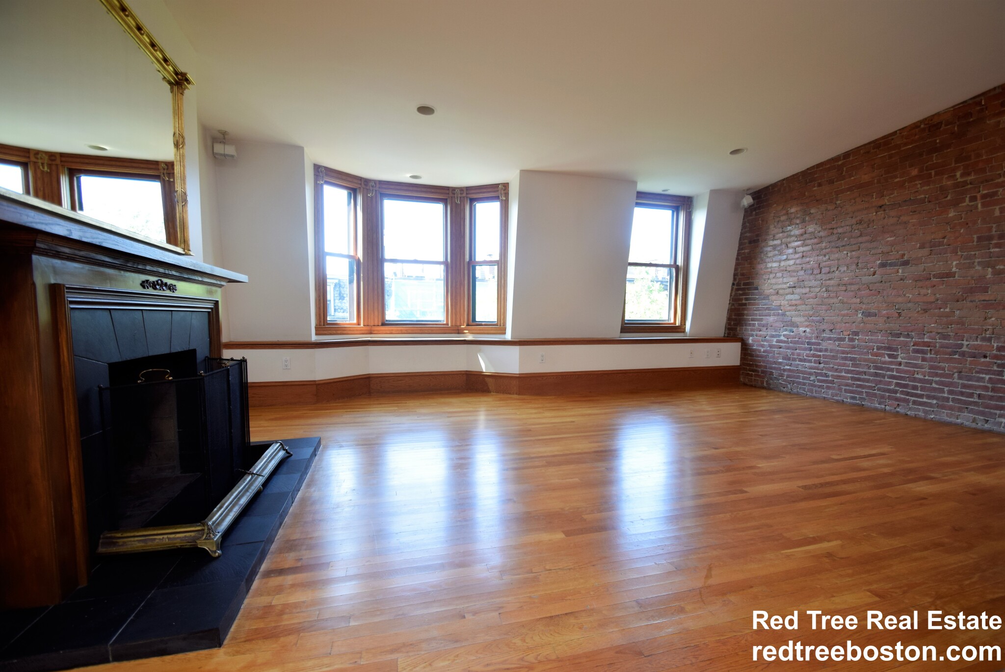 17 Holyoke St, South End