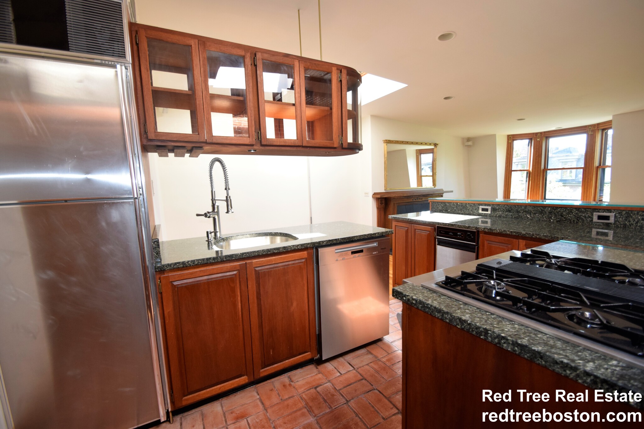 17 Holyoke St, South End