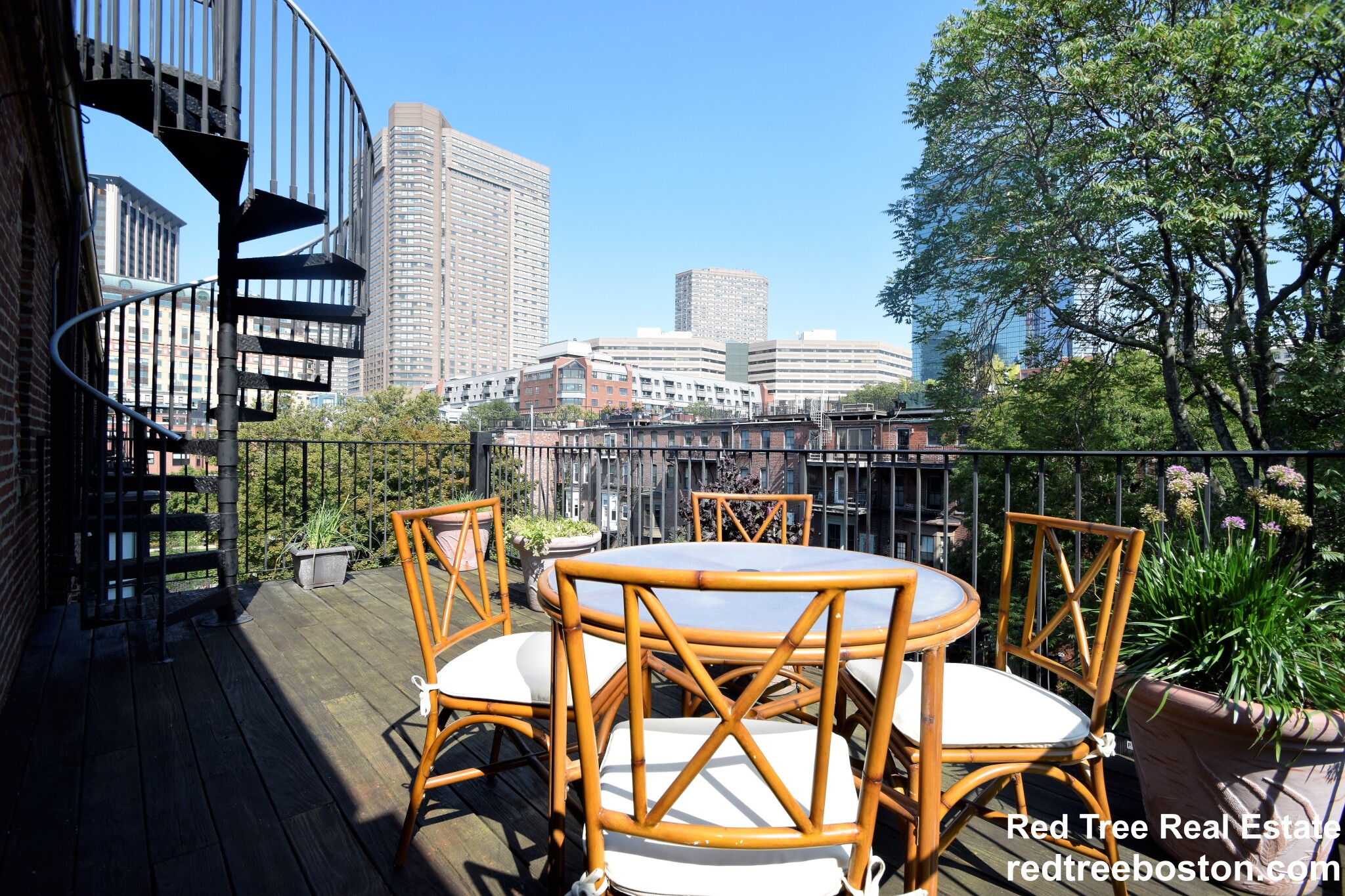 17 Holyoke St, South End