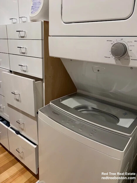 300 Boylston St, Back Bay