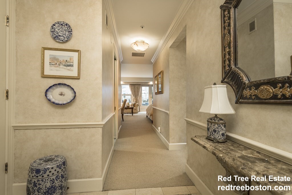 300 Boylston St, Back Bay