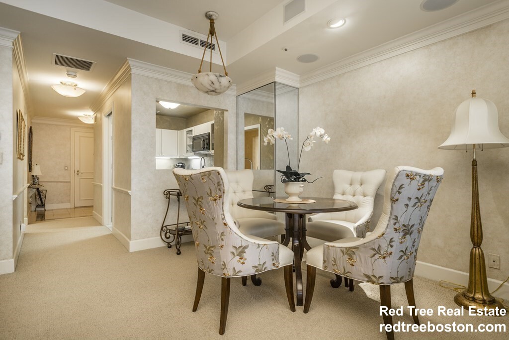 300 Boylston St, Back Bay