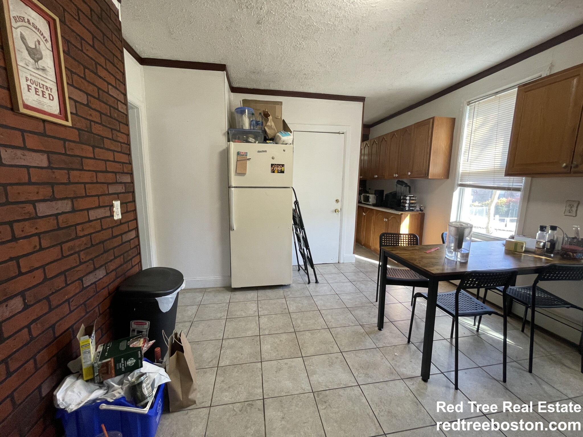 205 Hillside St, Mission Hill