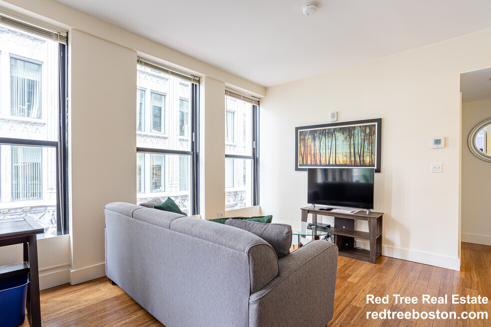 8 Winter St, Midtown