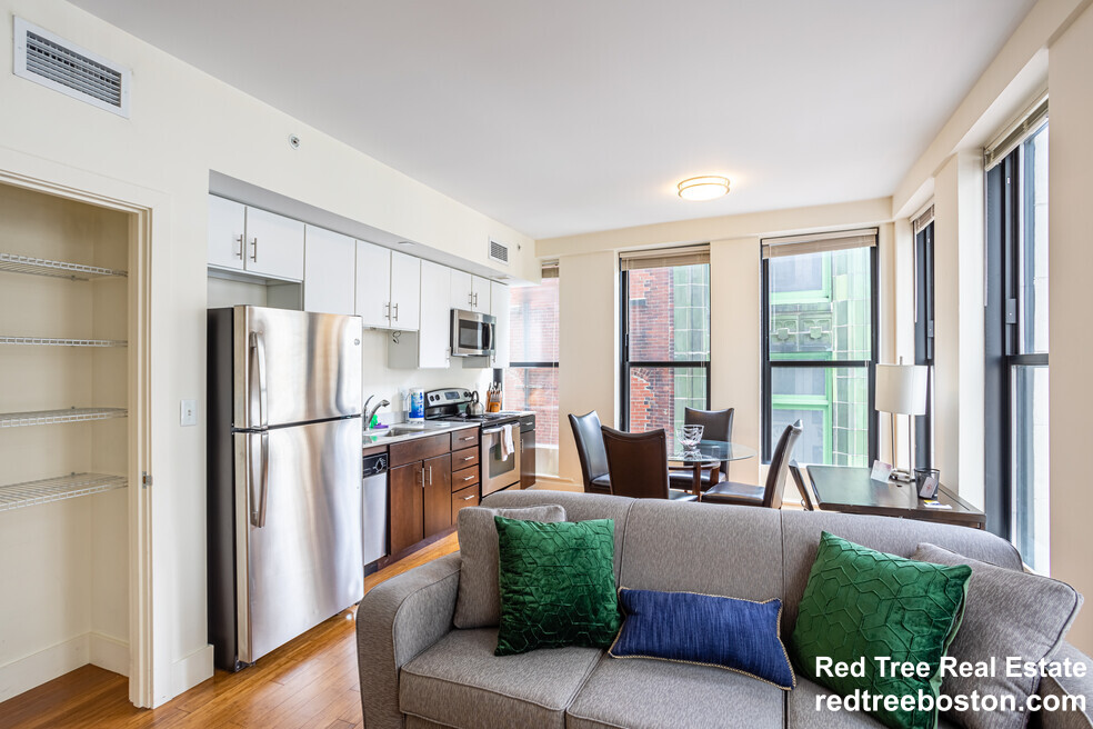 8 Winter St, Midtown